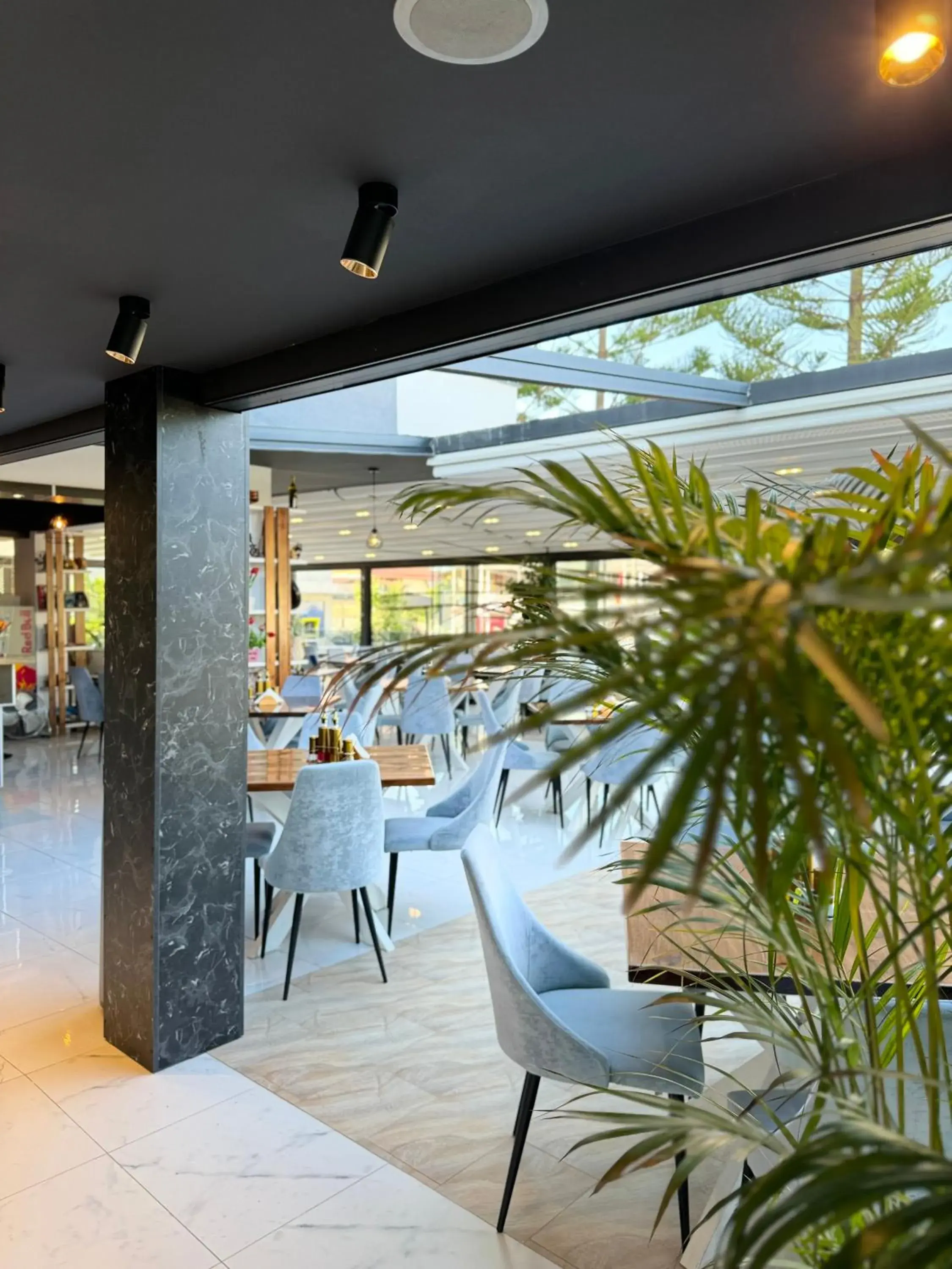 Restaurant/places to eat in Hotel Joni Premium Restaurant/places to eat in Hotel Joni Premium