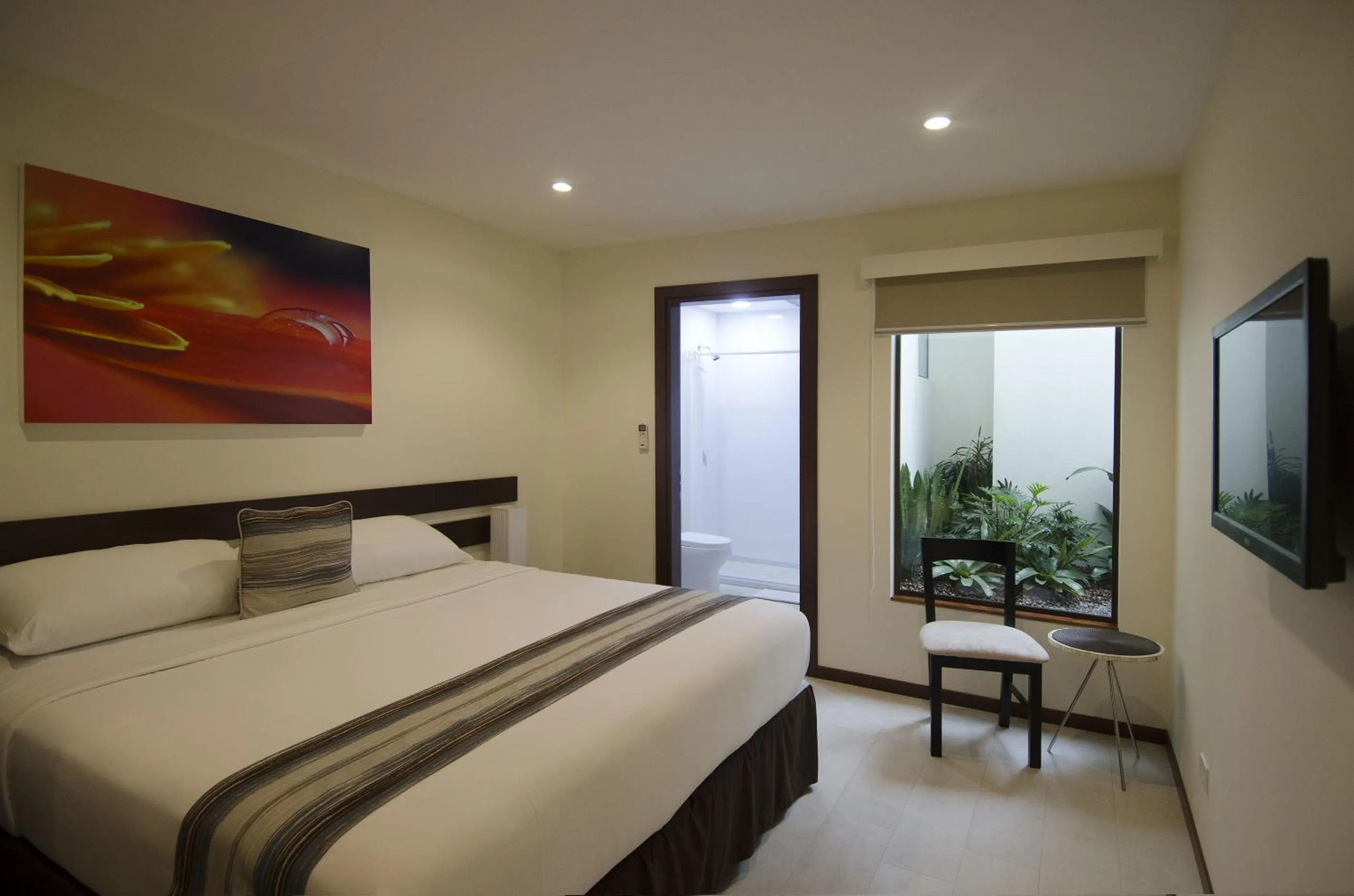 Bedroom, Bed in Isla Verde Hotel