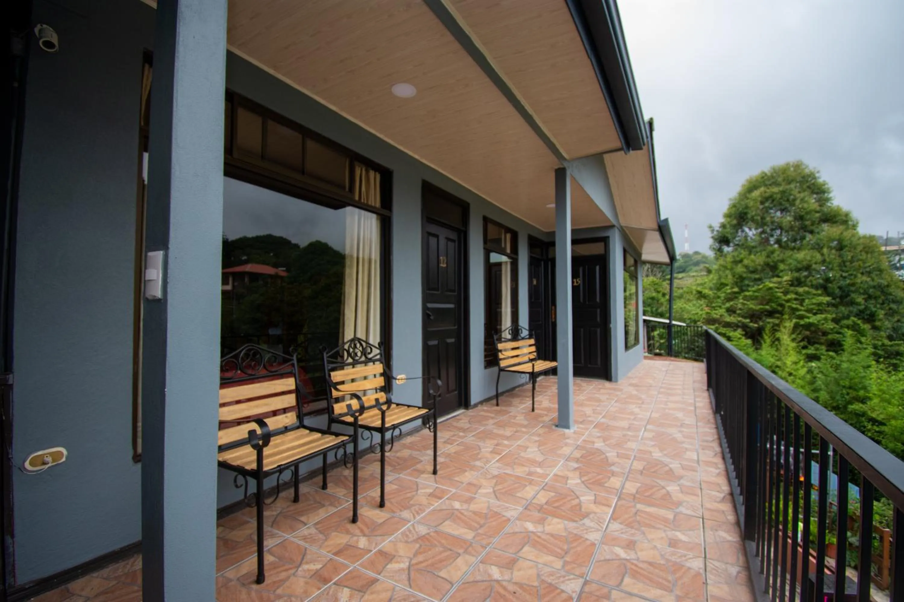 Balcony/Terrace in Cabinas Eddy B&B