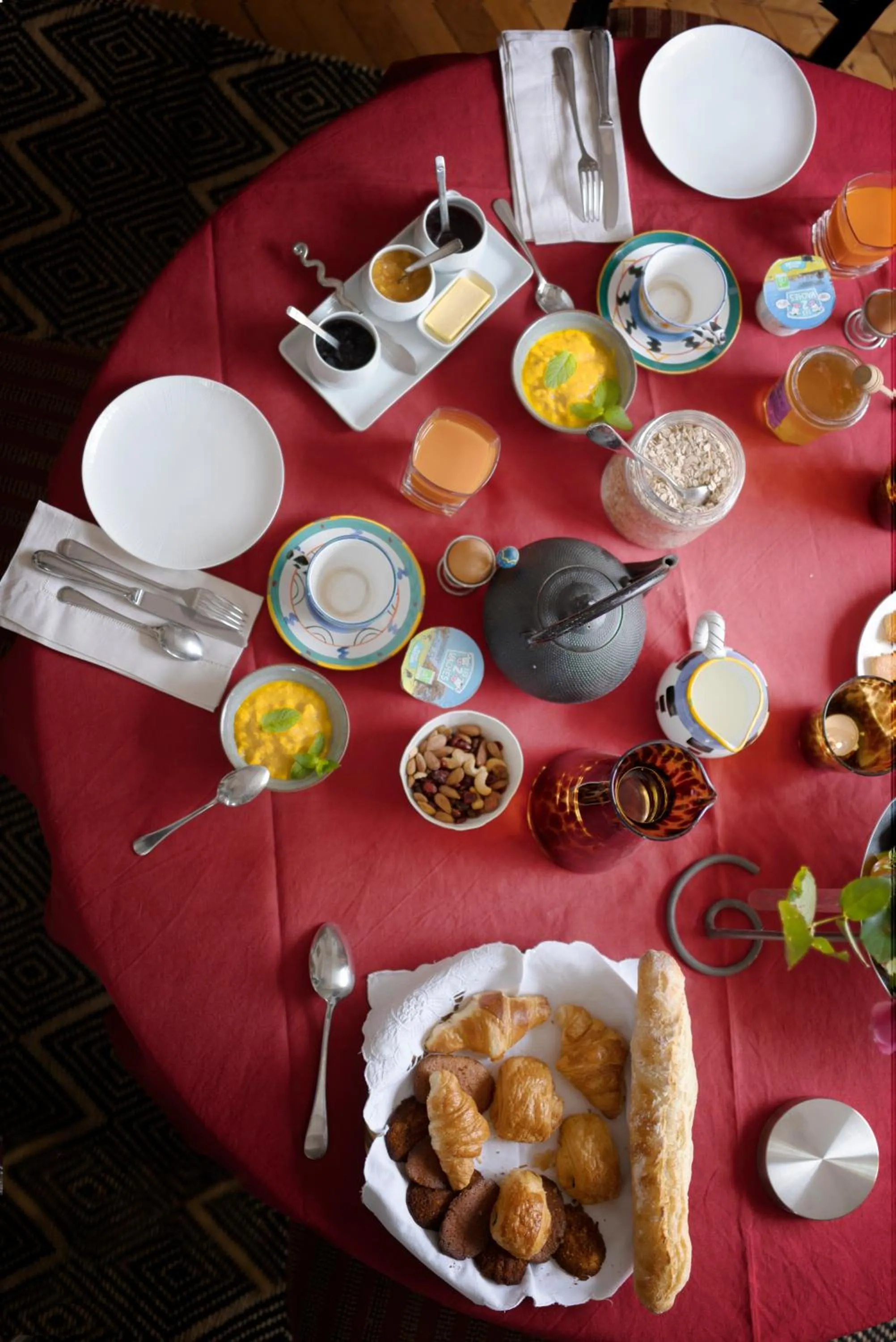 Food and drinks in MaisondesChaumes-Paris