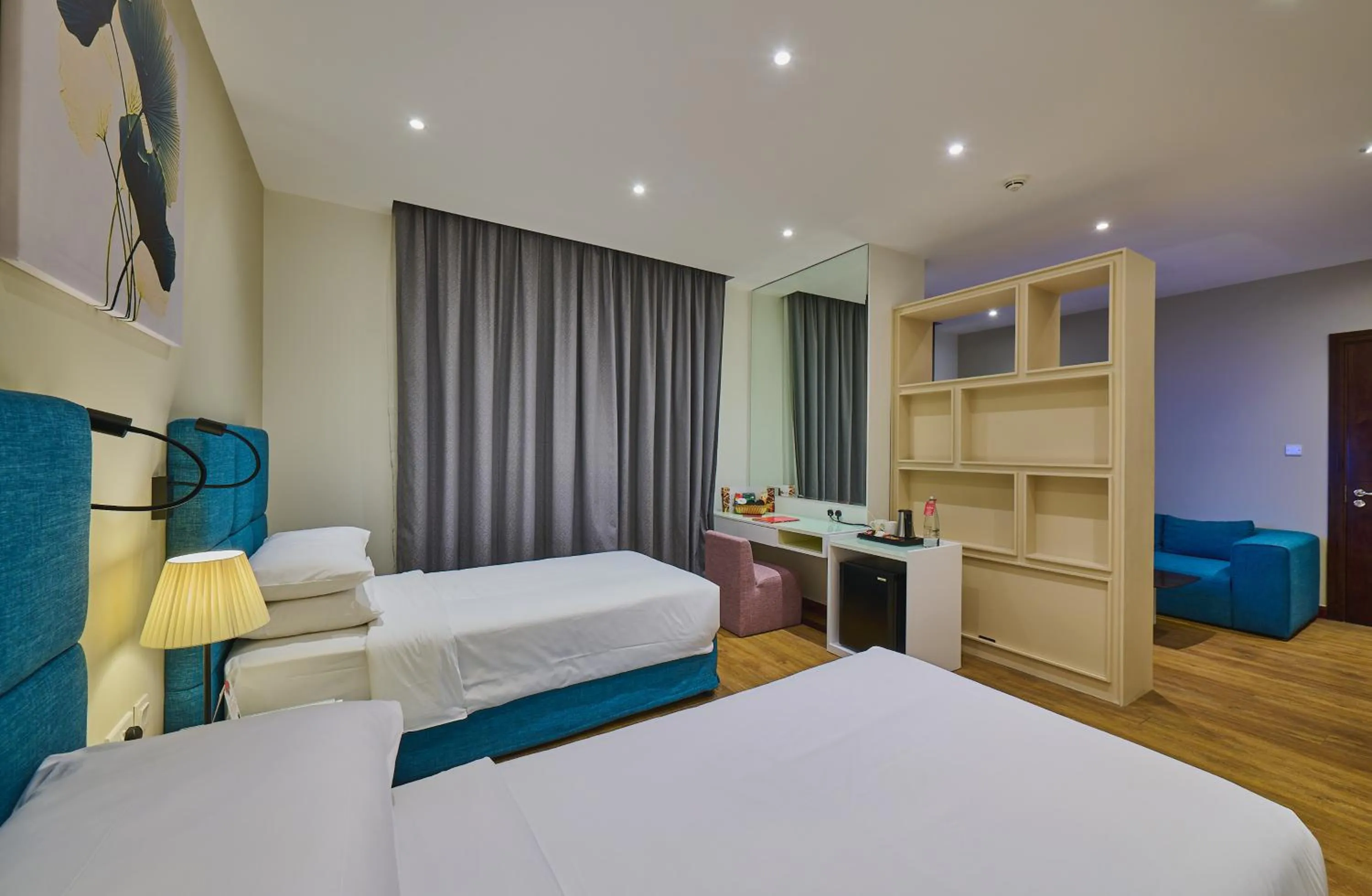 Bedroom, Bed in Ramada Hotel, Suites and Apartments by Wyndham Dubai JBR