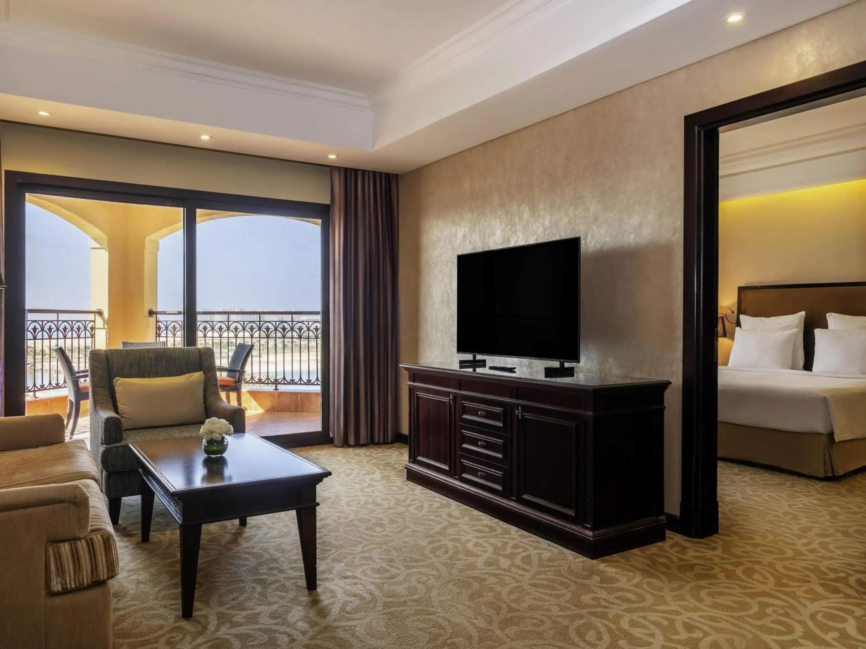 Bedroom, Bed in Pullman Resort Al Marjan Island Bedroom, Bed in Pullman Resort Al Marjan Island