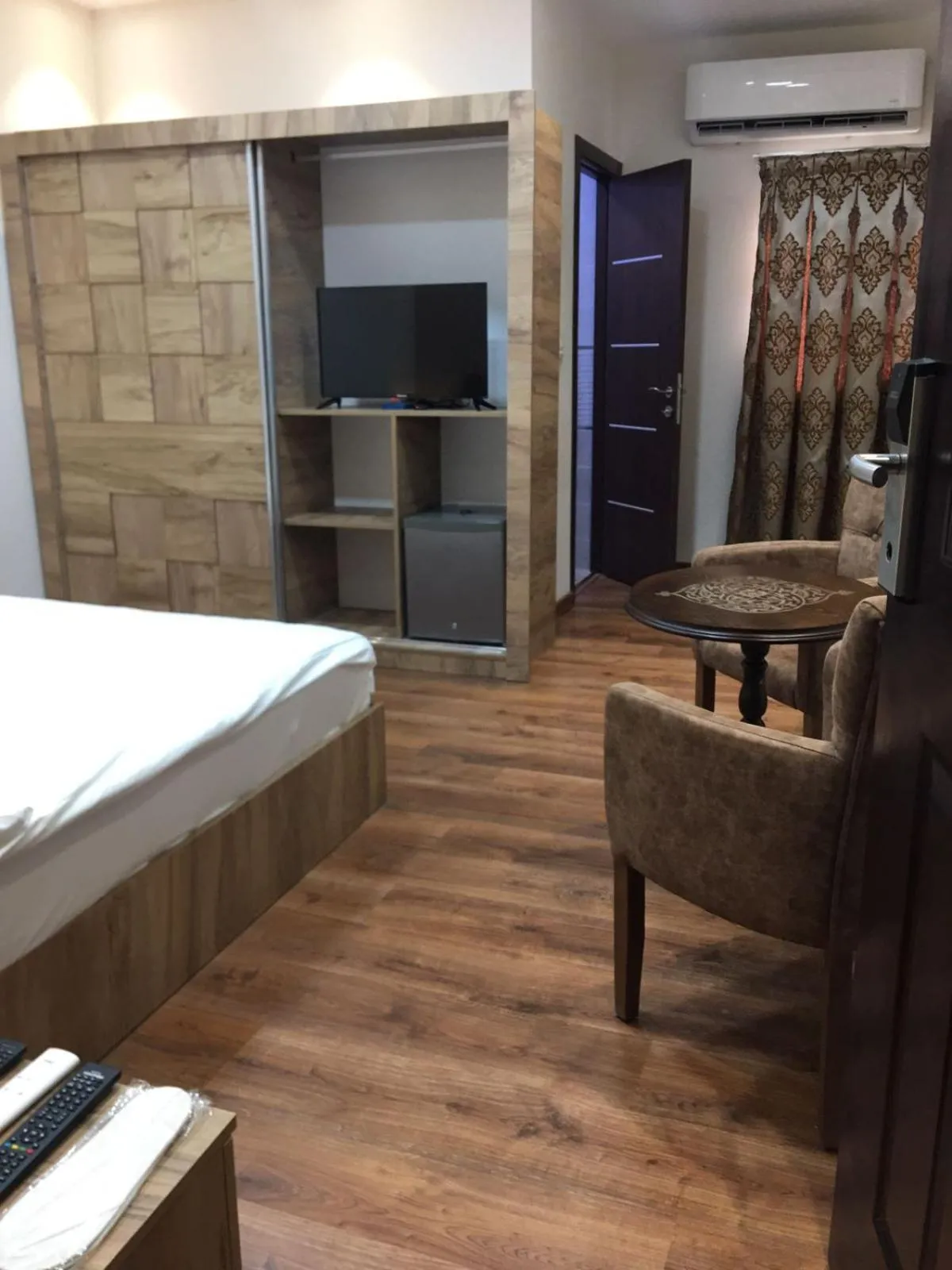TV and multimedia, Bed in Palm Hotel