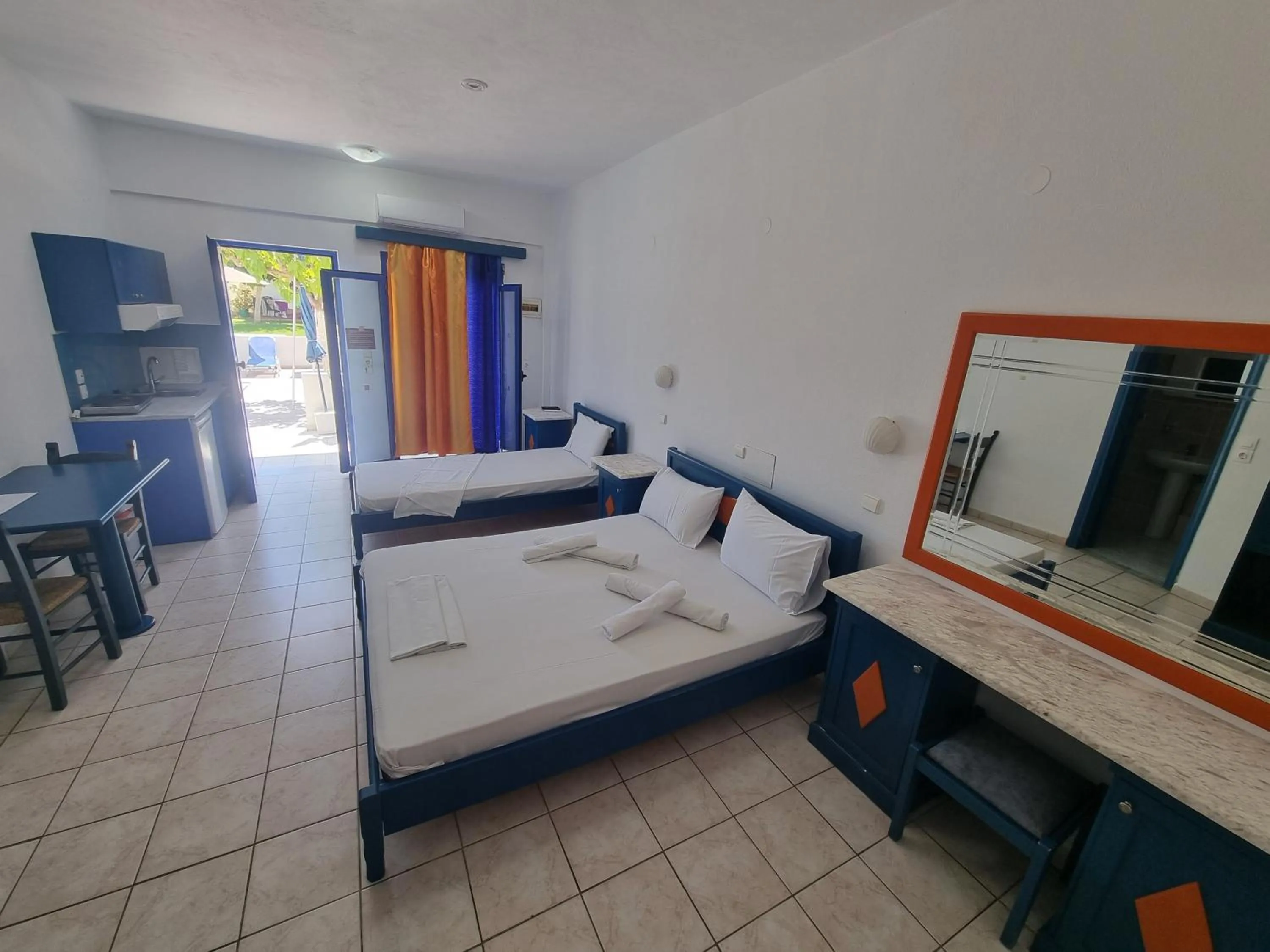 Bedroom, Bed in Leonidas Studios & Apartments