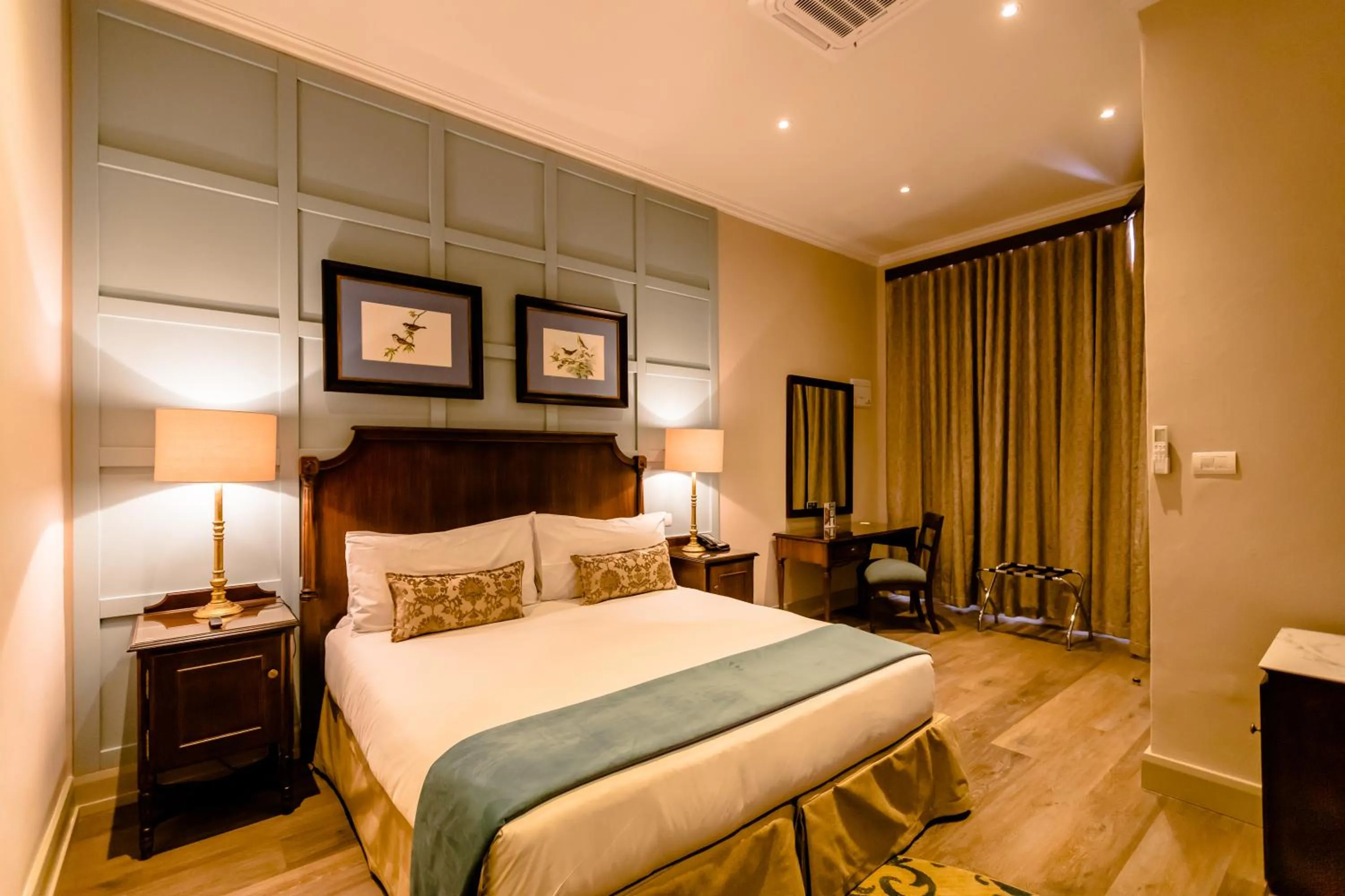 Photo of the whole room, Bed in Gold Reef City Theme Park Hotel