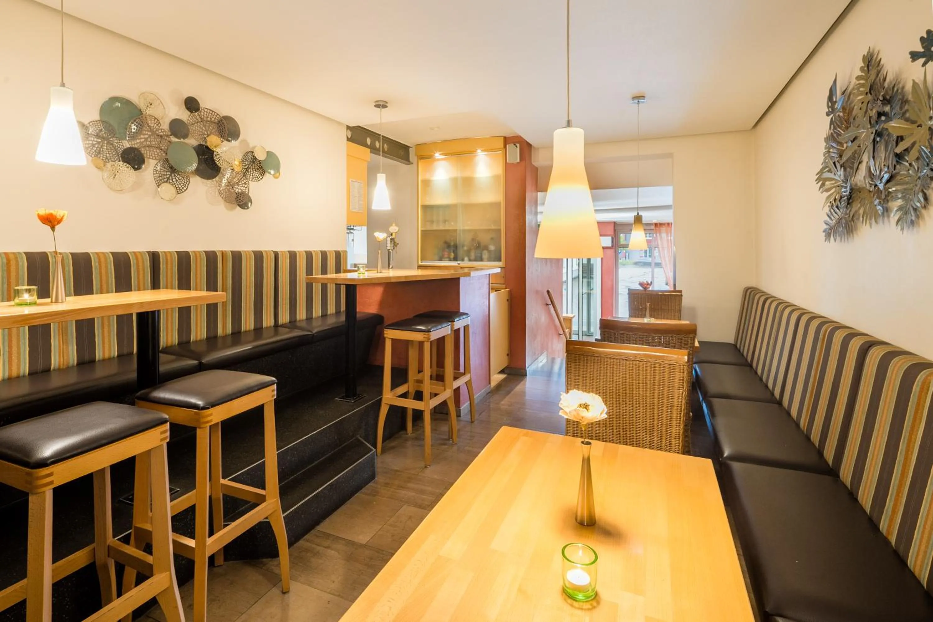 Restaurant/places to eat in Hotel Rennschuh