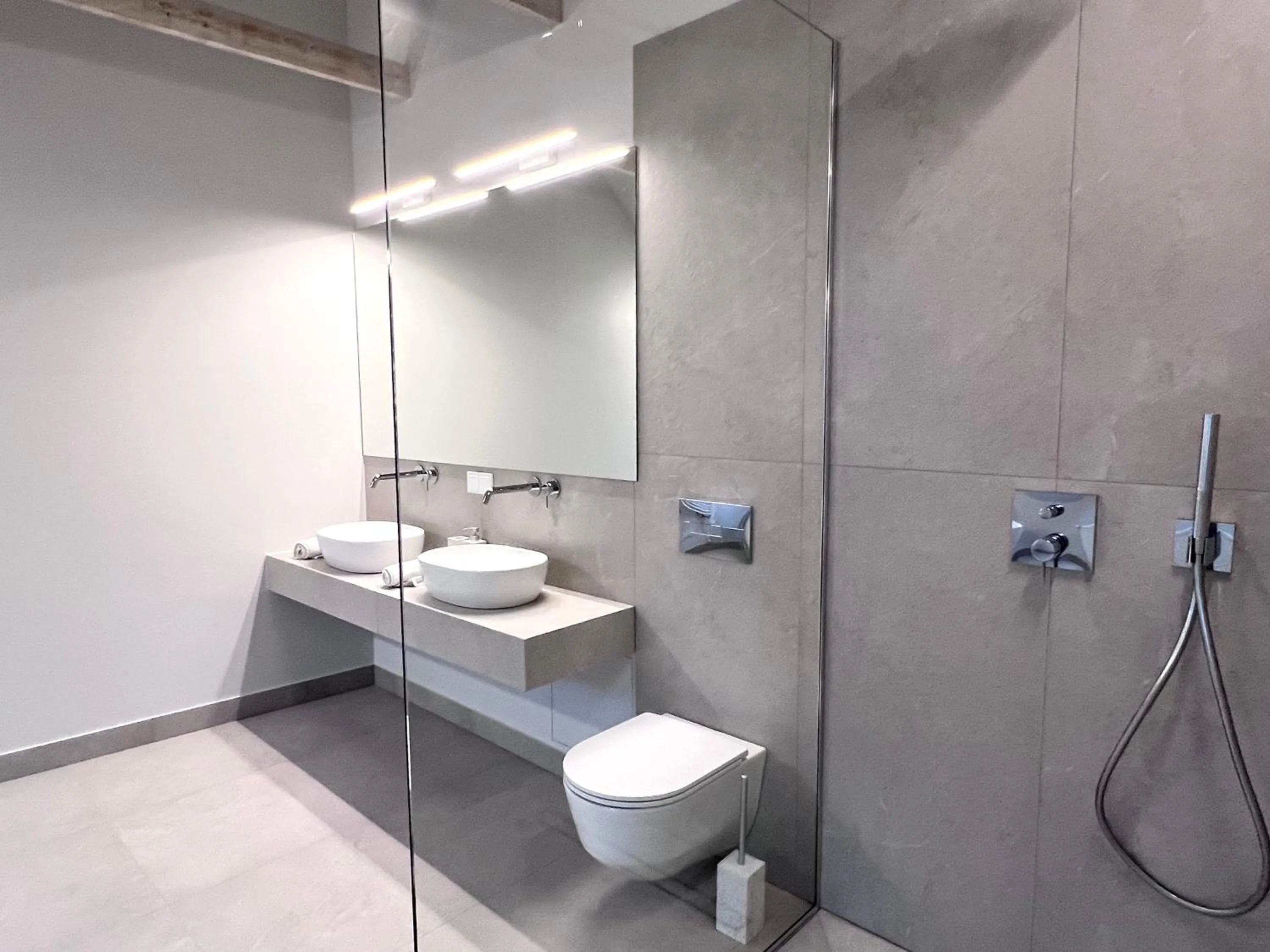 Shower in Vilnius Apartments & Suites – Old Town