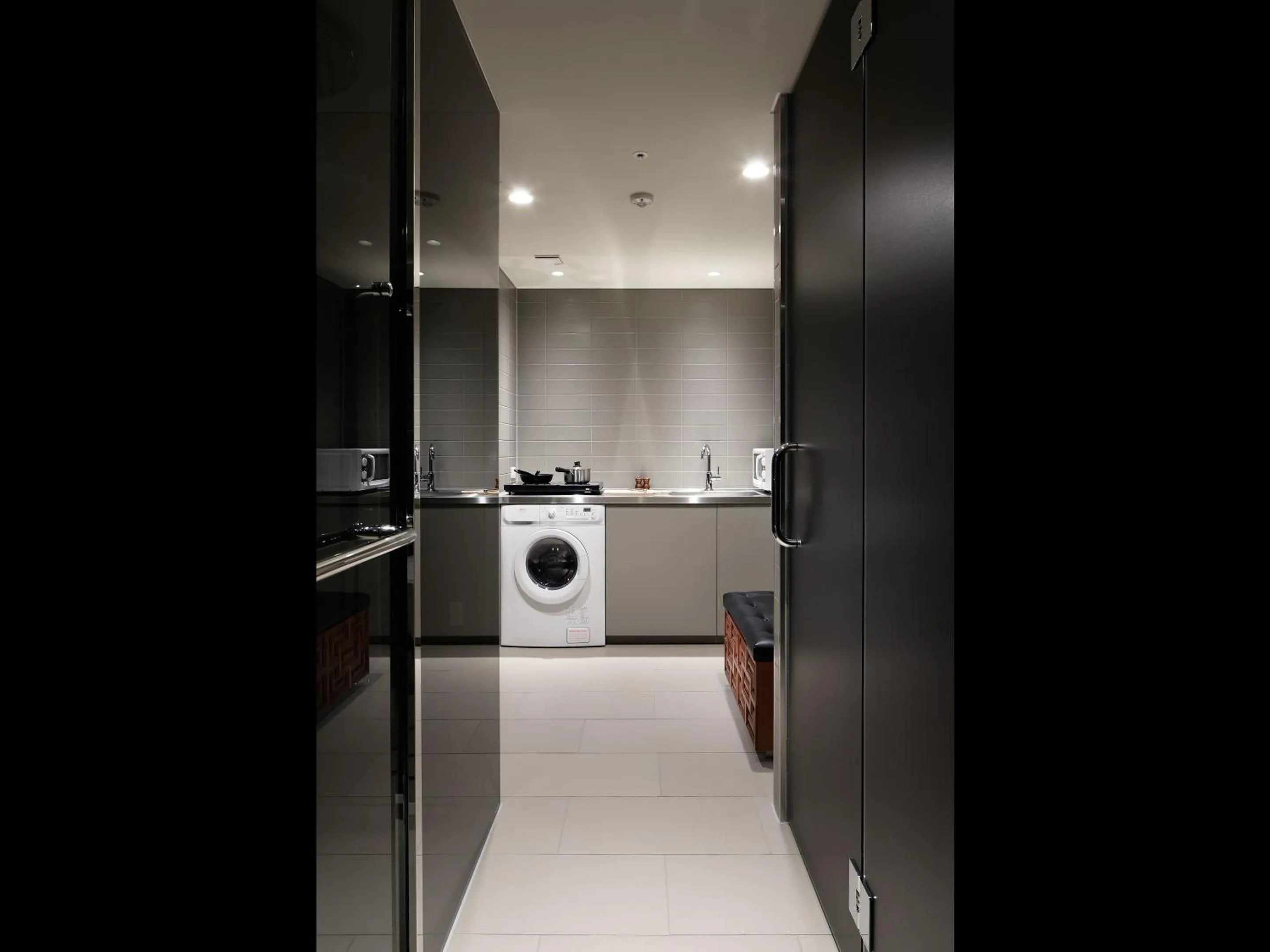 Photo of the whole room in Shinjuku Granbell Hotel