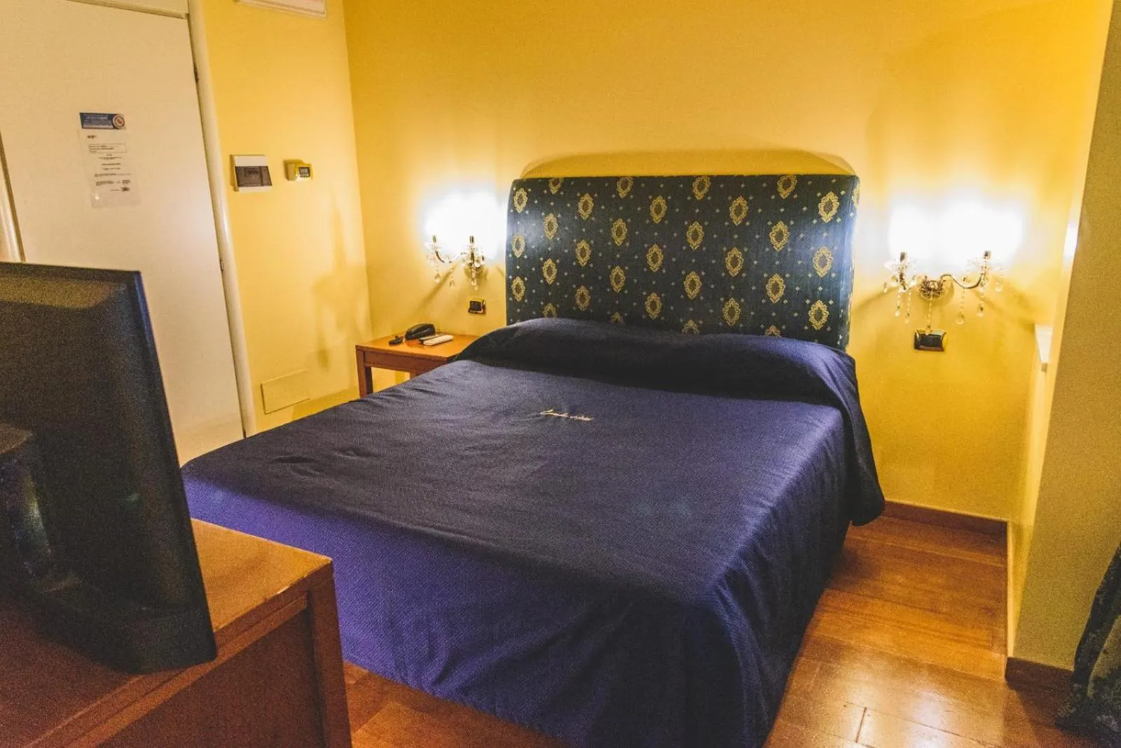 Bedroom, Bed in CANELLA HOTEL