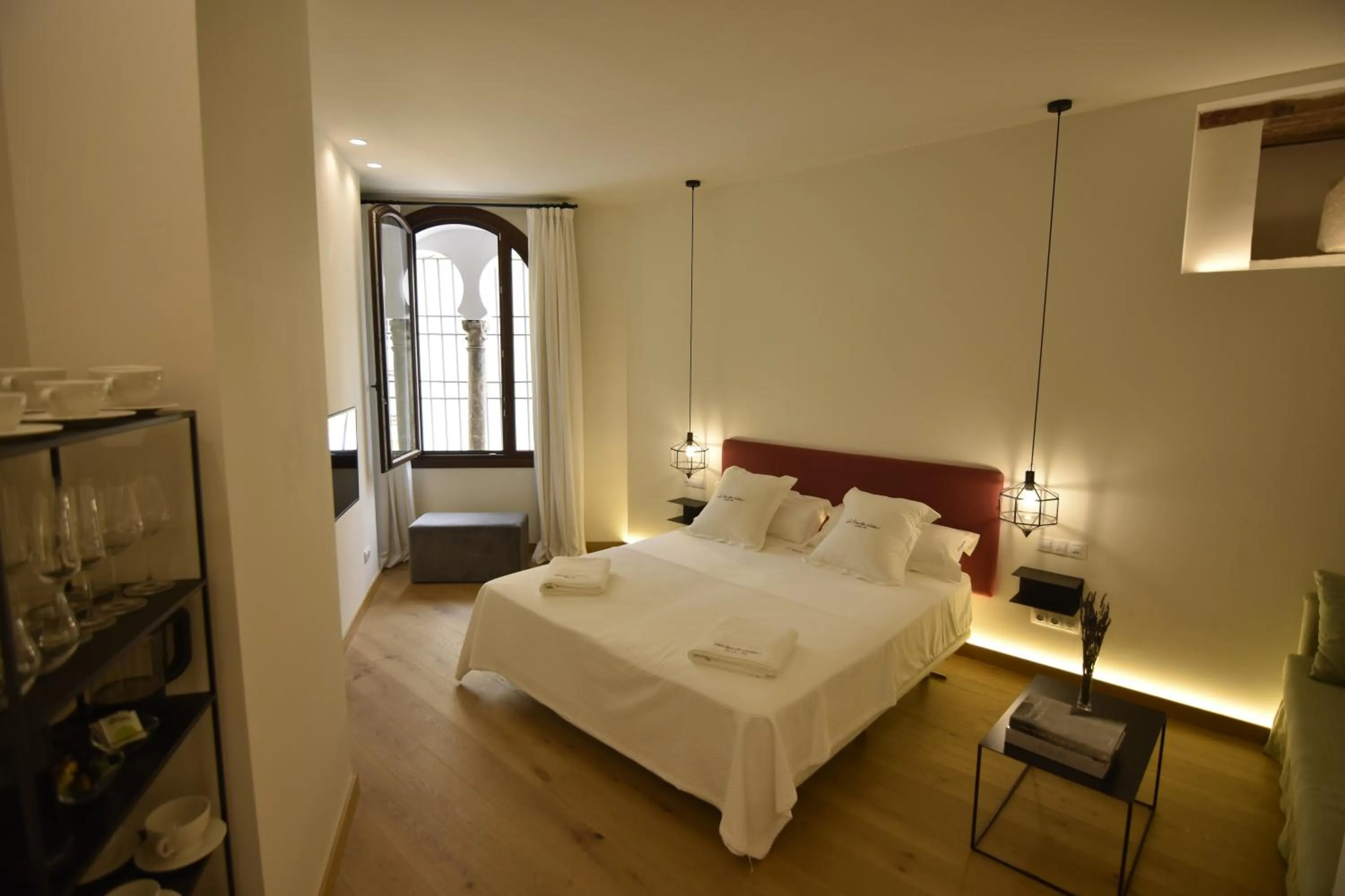 Photo of the whole room, Bed in La Ermita Suites - Único Hotel Monumento de Córdoba