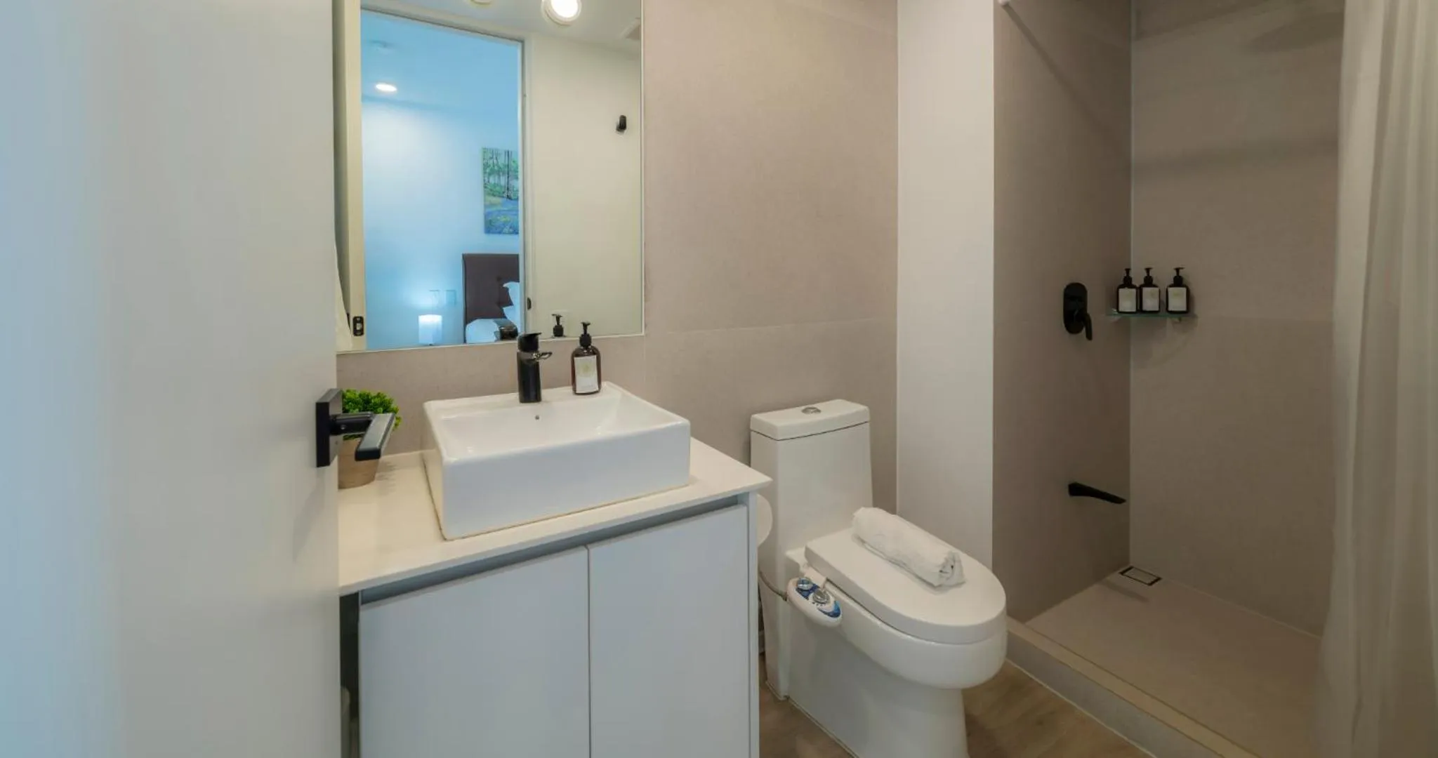 Bathroom in BEE Suites San José - Escalante