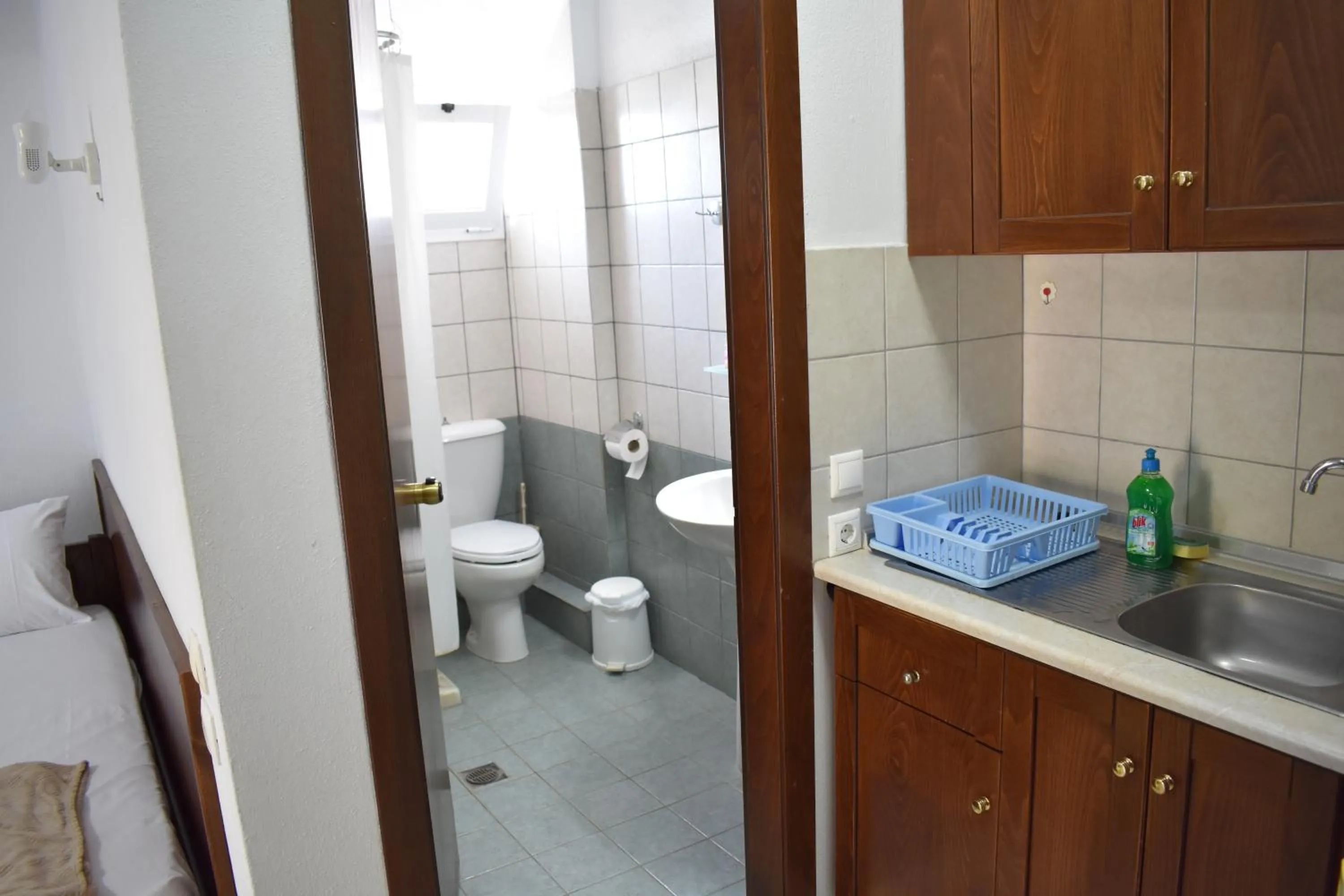 Galanis Studios and Apartments