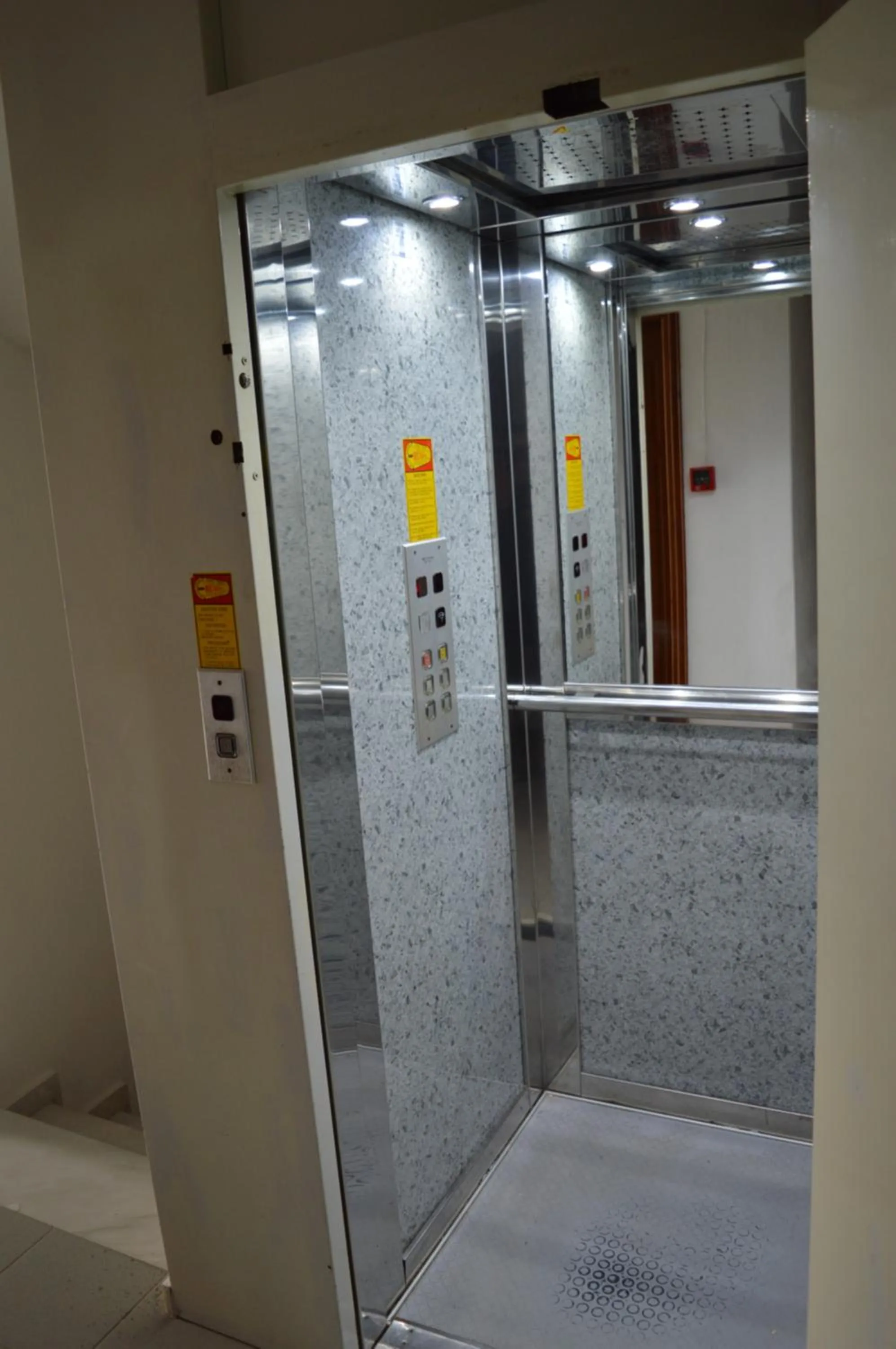 Area and facilities in Galanis Studios and Apartments