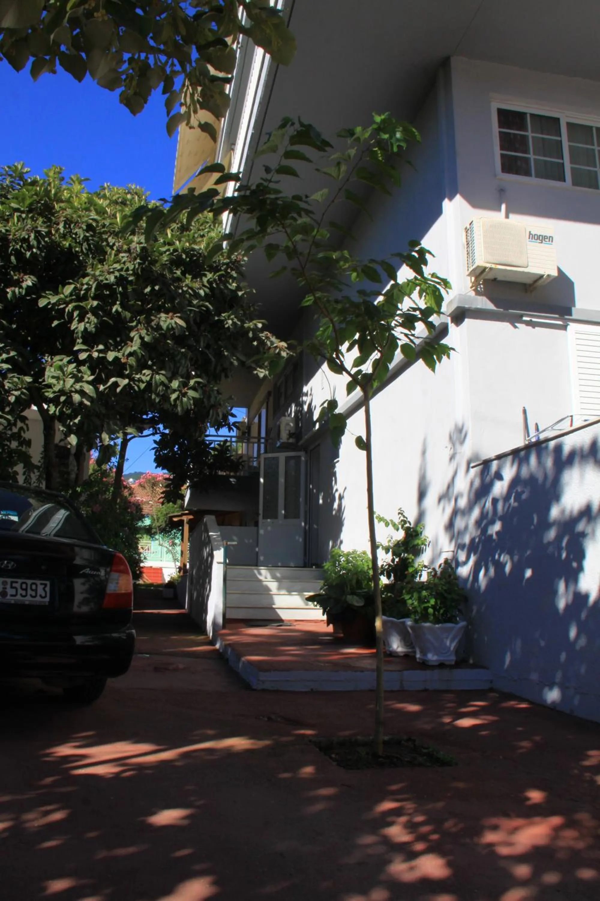 Facade/entrance in Galanis Studios and Apartments