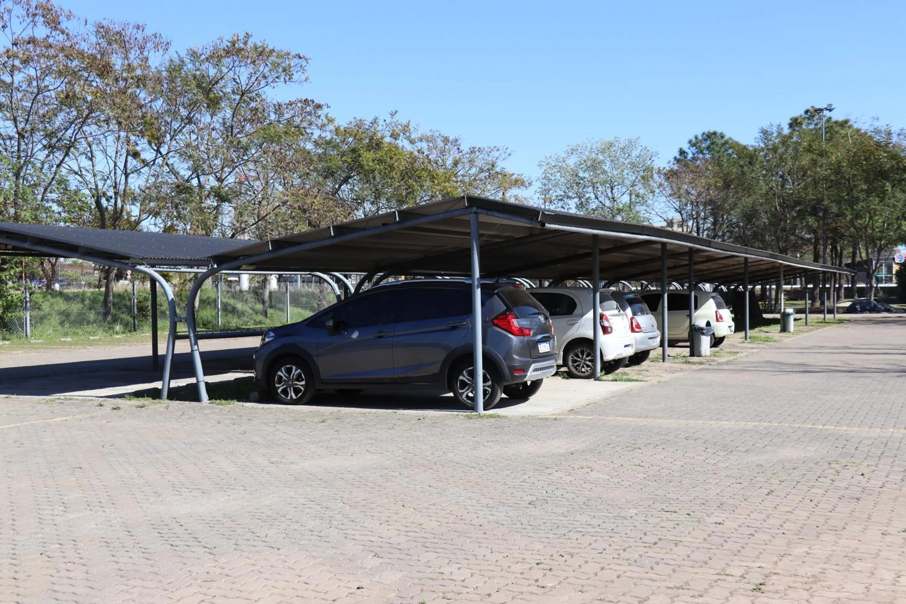 Parking in Hotel UNL-ATE