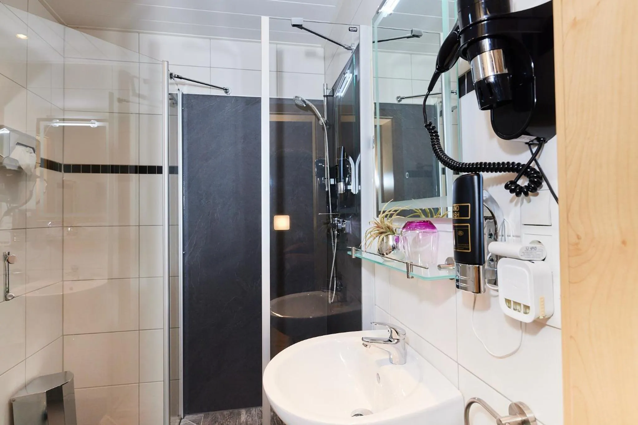 Photo of the whole room in Hotel Berghof