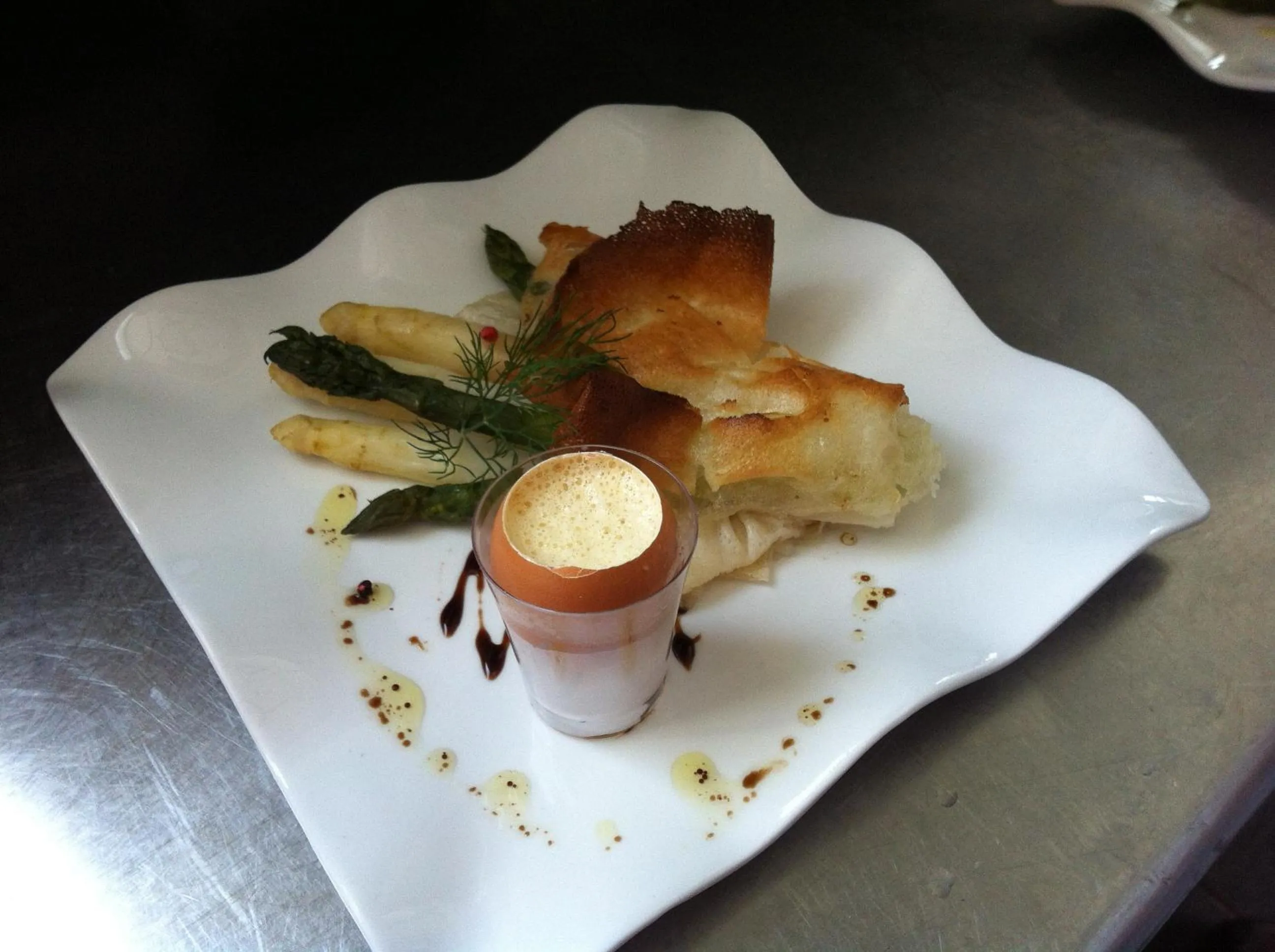 Food and drinks in Hôtellerie Saint Jean