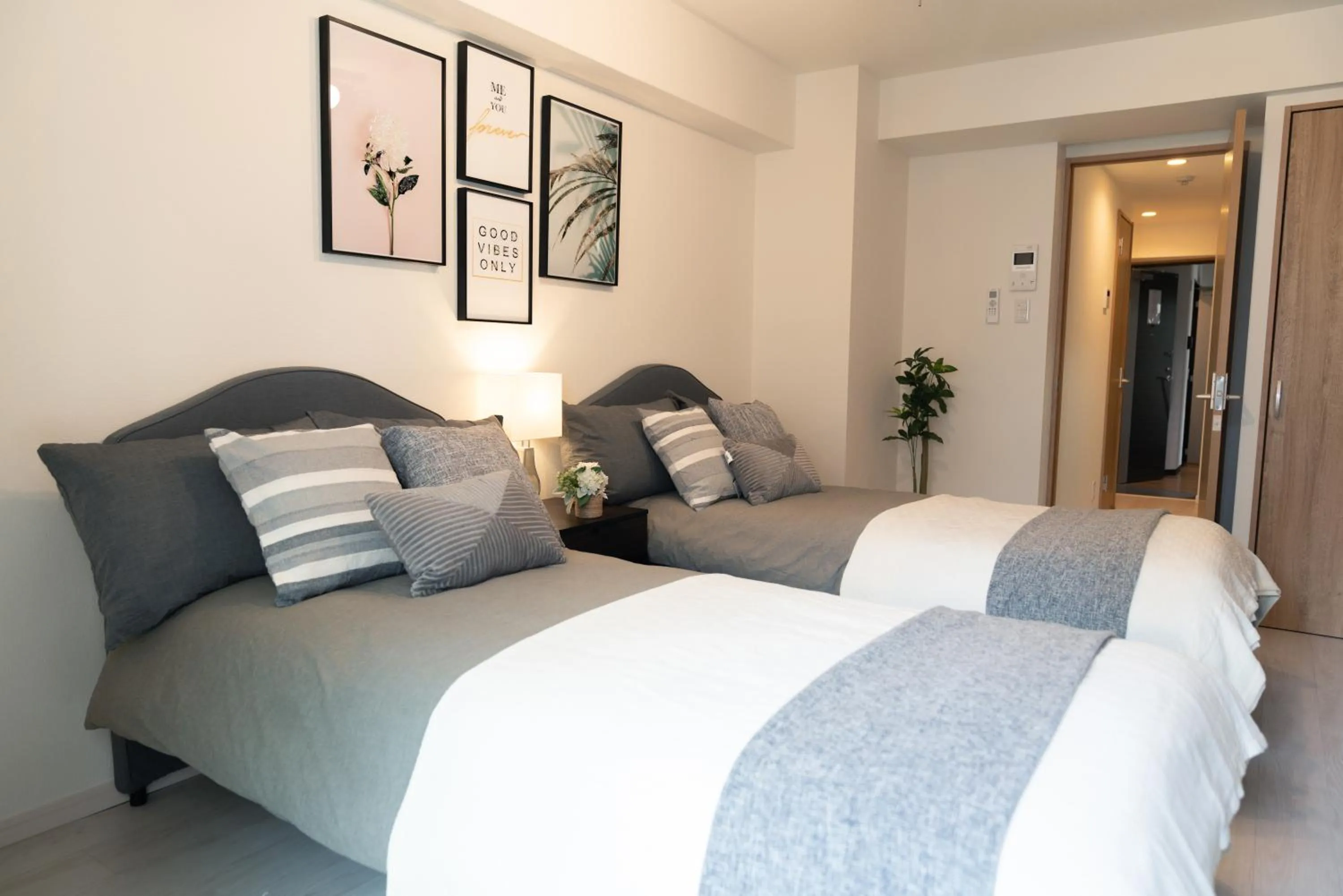 Bed in OSAKA SUNSHINE TOWER71