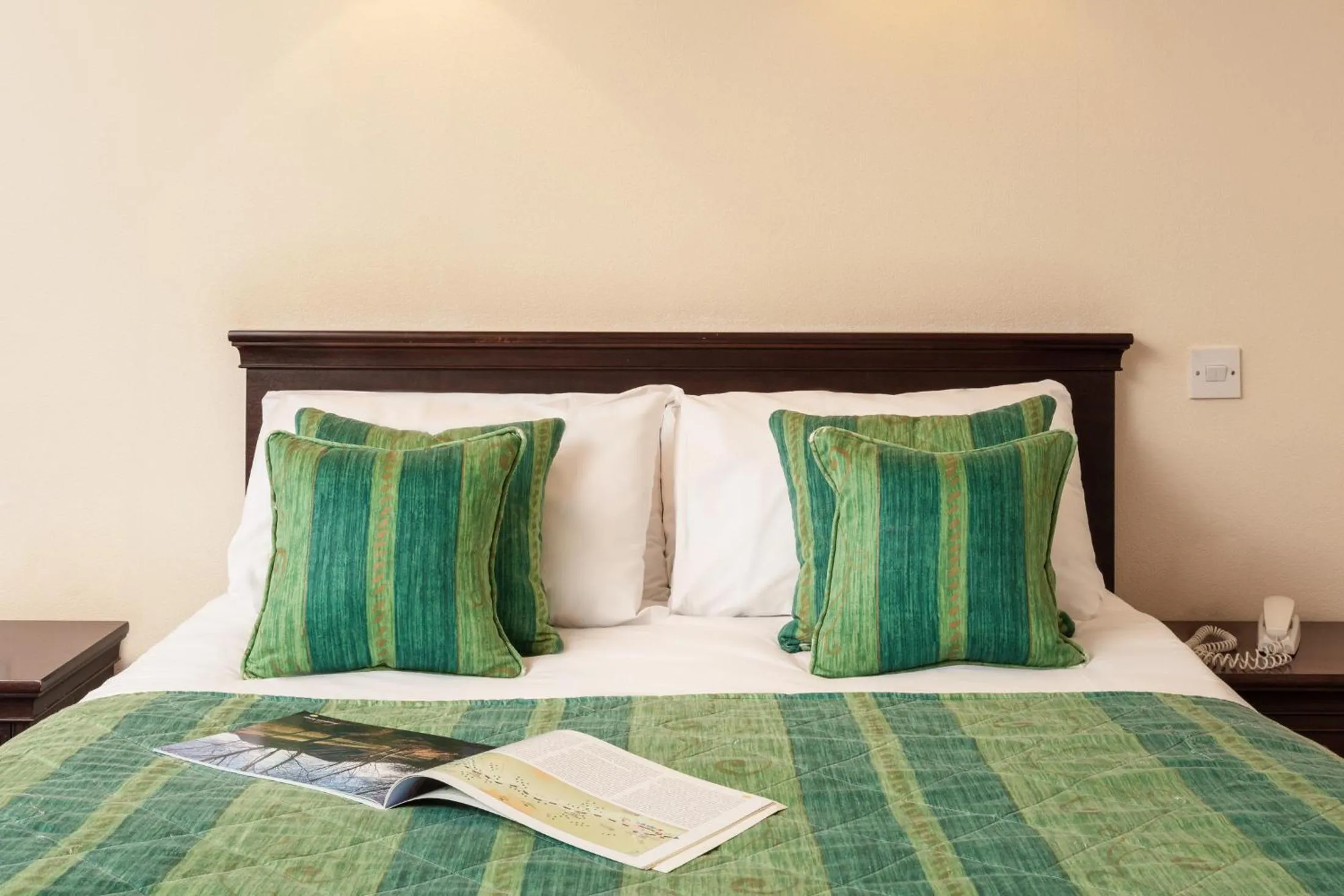 Bed in North West Castle Hotel