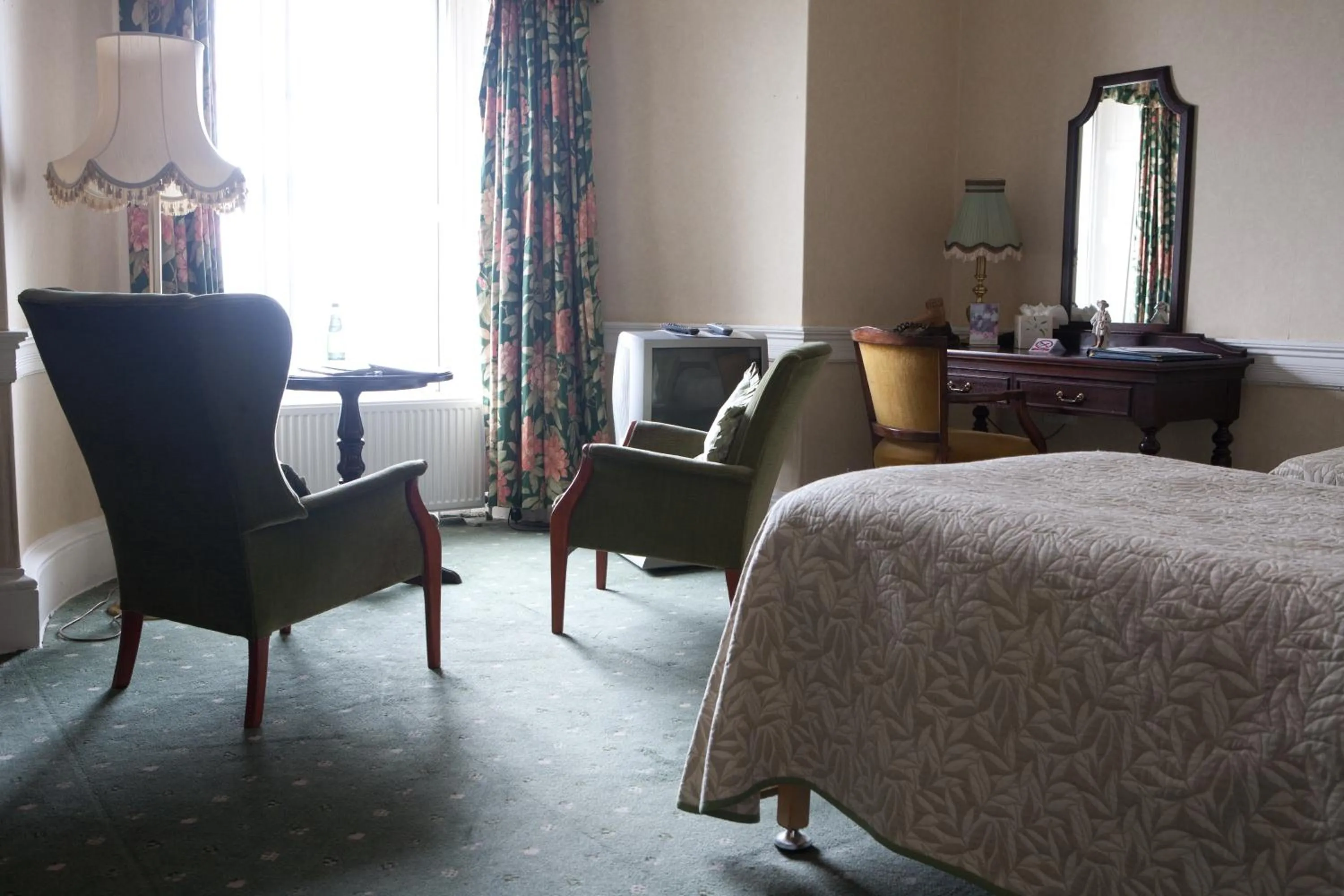 Day, Bed in North West Castle Hotel