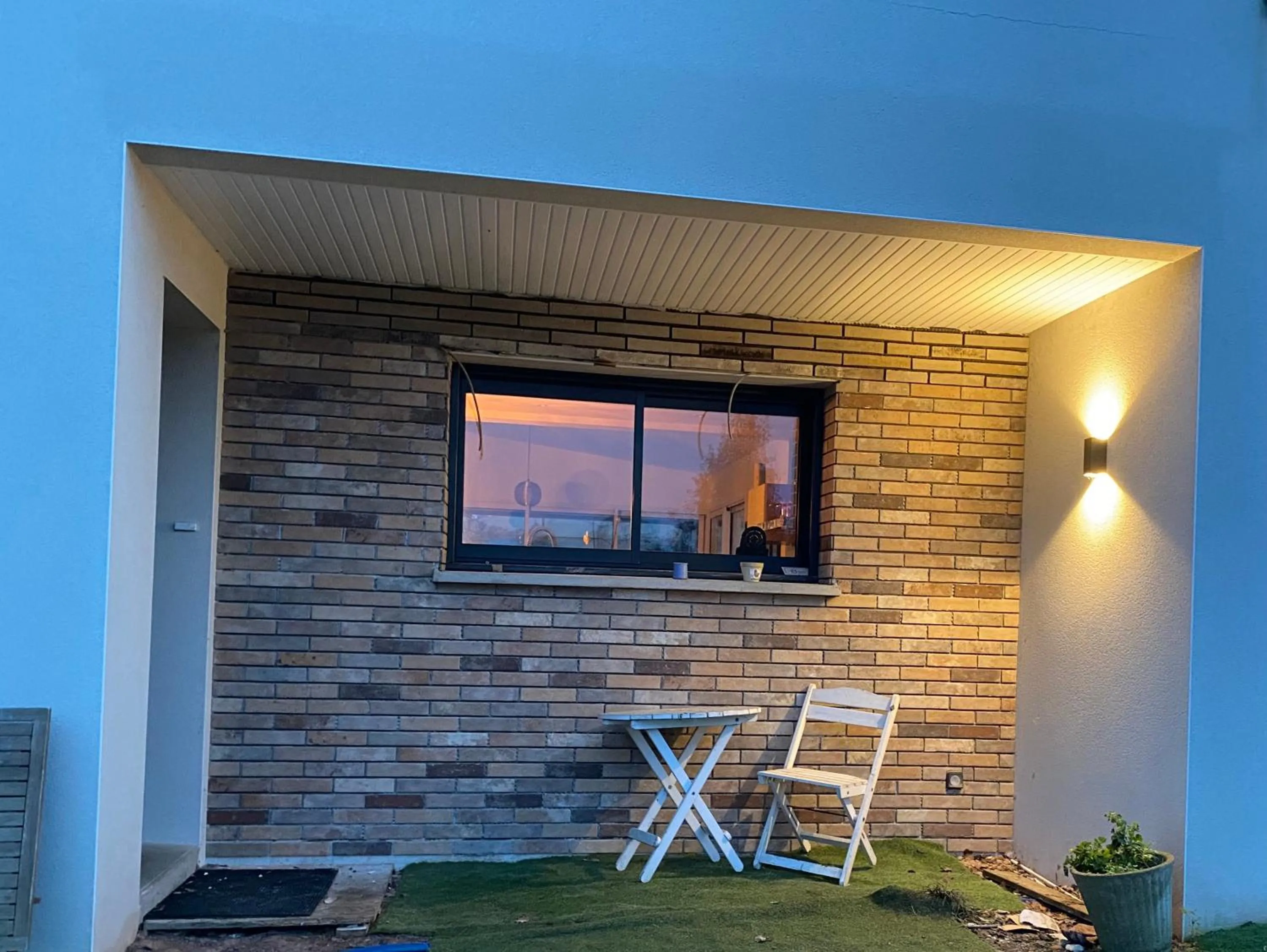 Property building in Cocon de douceur à deux pas de la gare