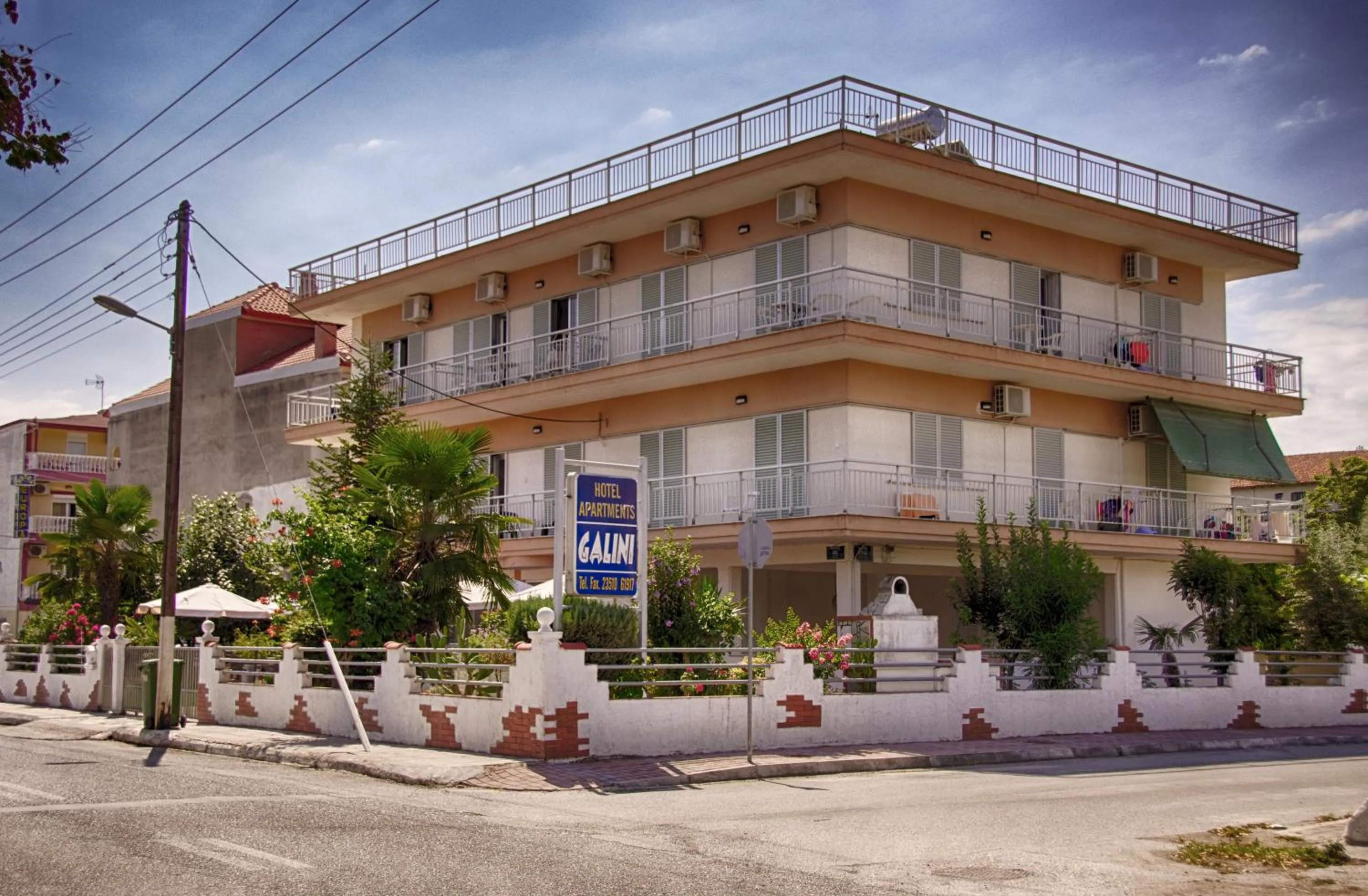 Facade/entrance in Galini Apartments