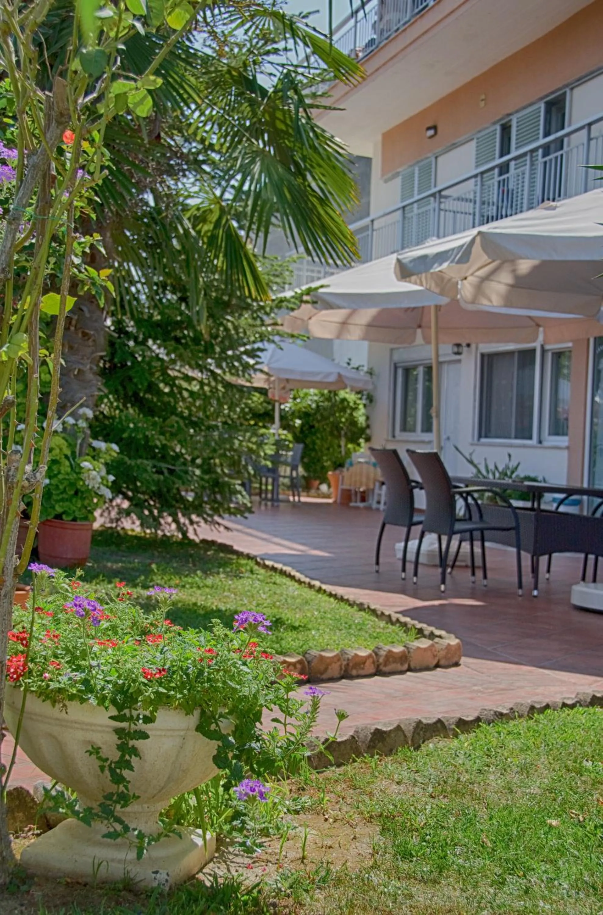 Garden in Galini Apartments
