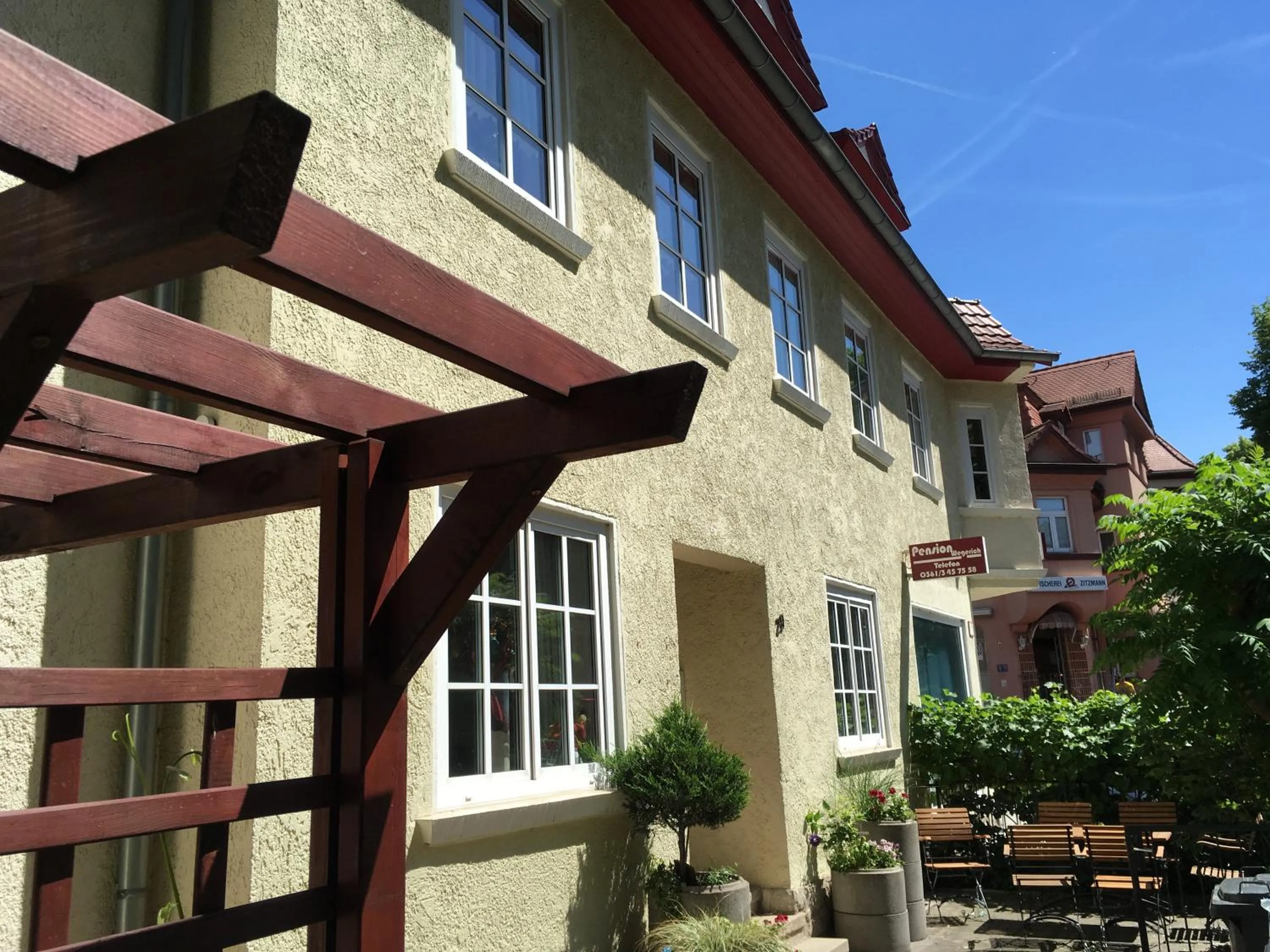 Facade/entrance in Pension Wegerich