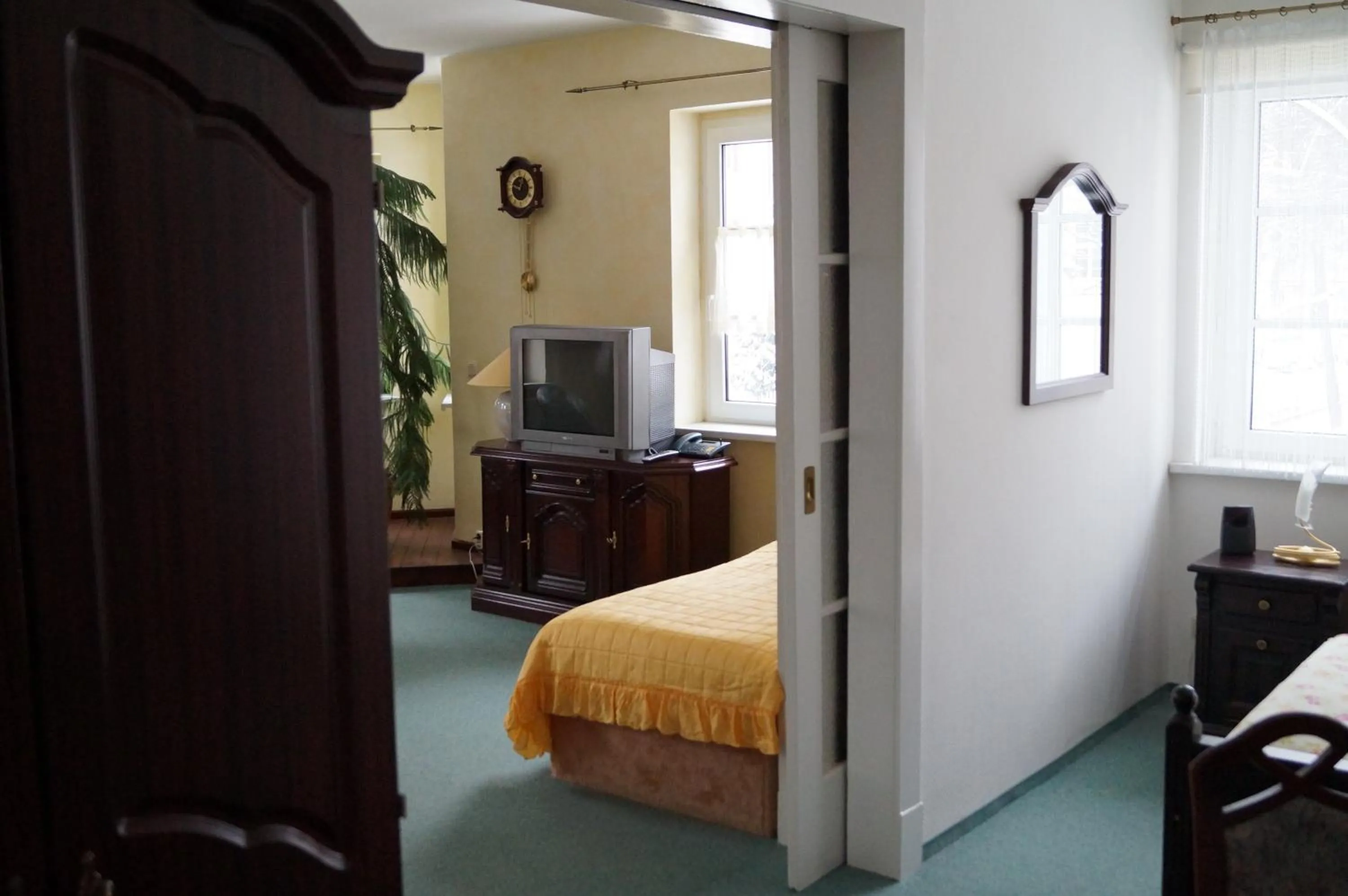 Photo of the whole room, Bed in Pension Wegerich