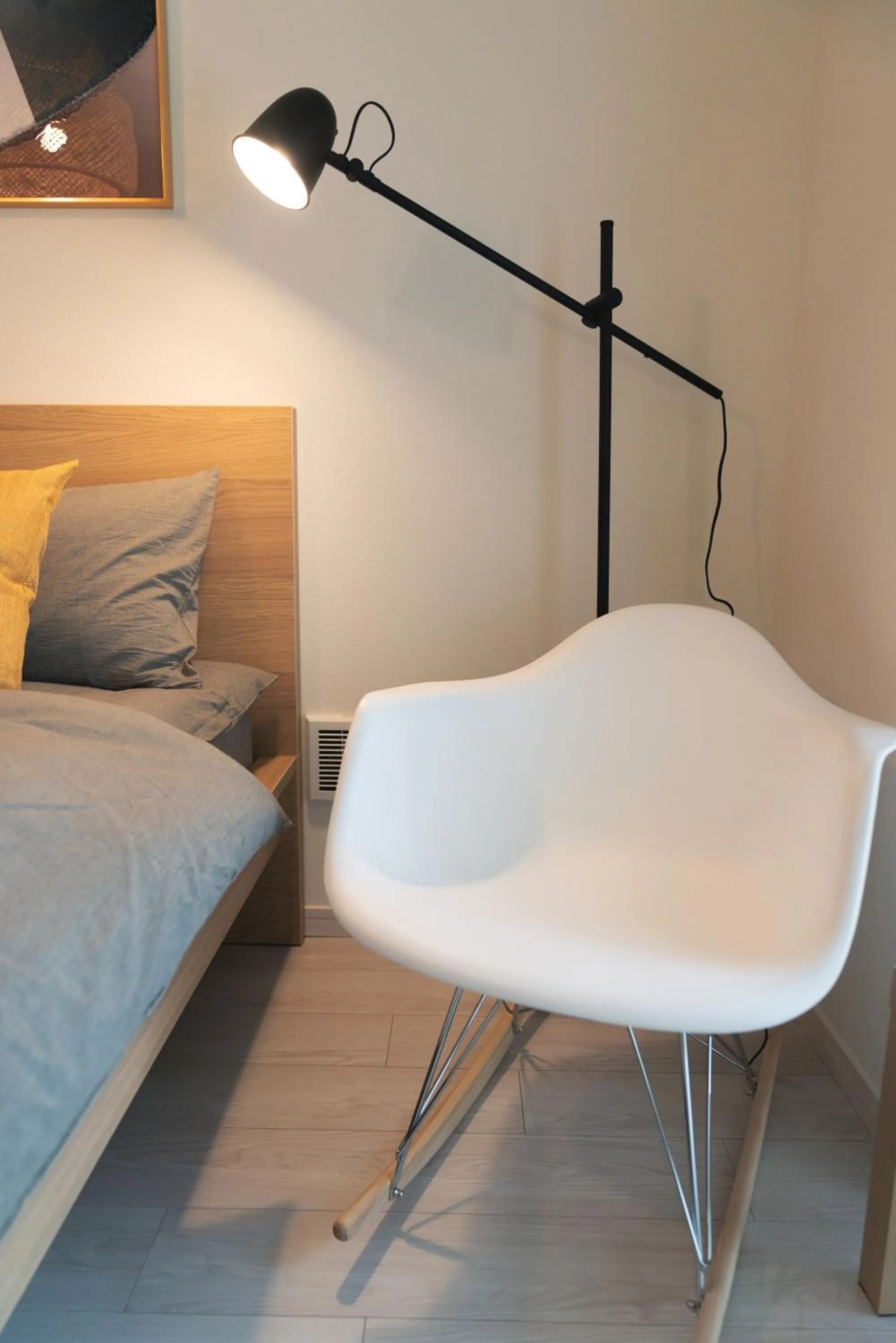 Bed in OSAKA SUNSHINE TOWER62 l