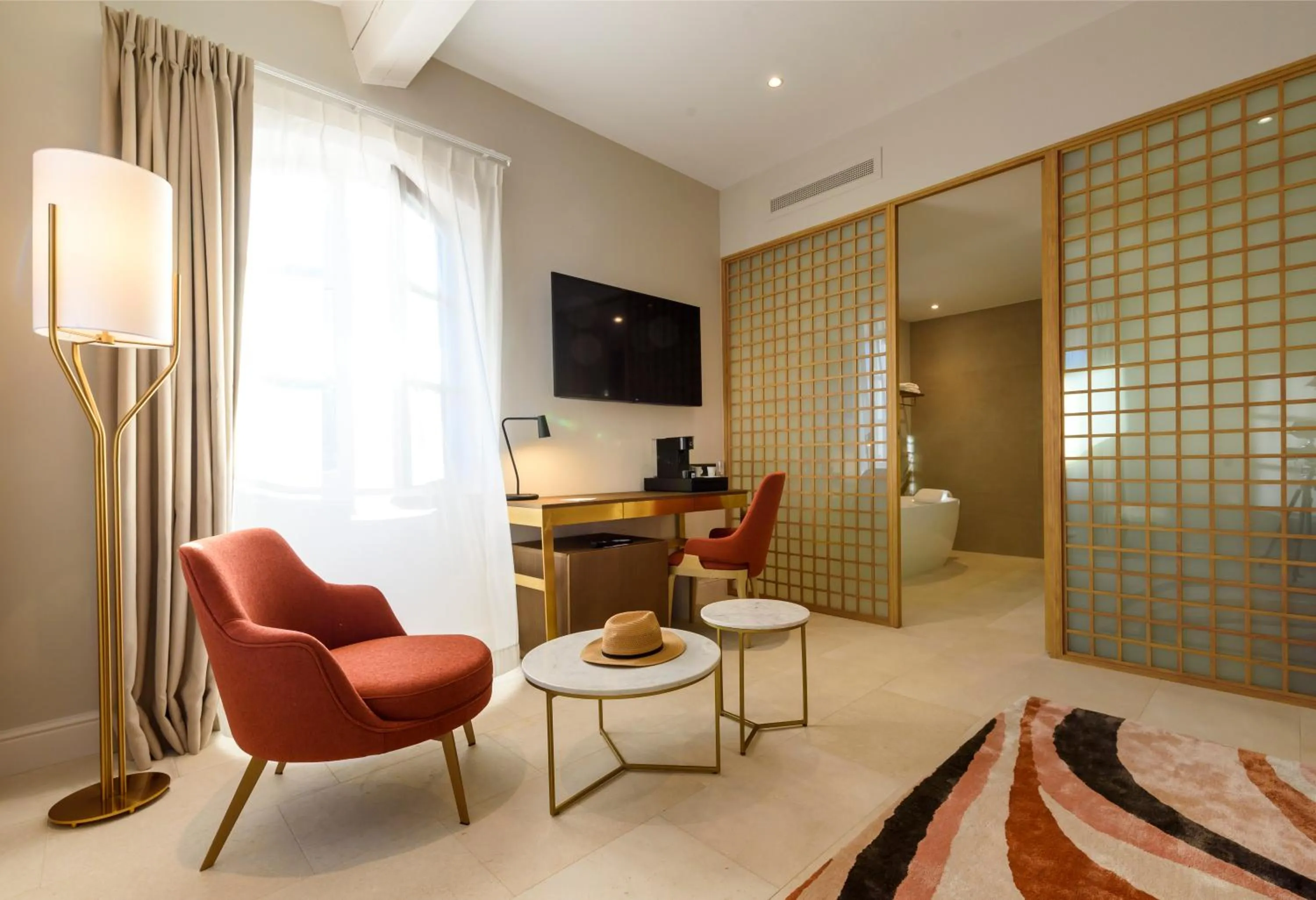 TV and multimedia in Domaine de Valmouriane