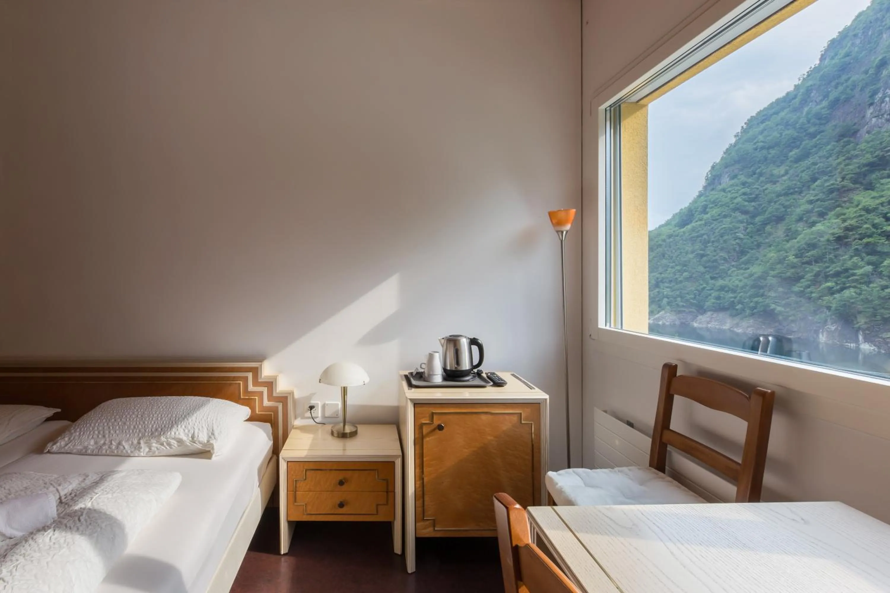 Bed in Hotel Pizzo Vogorno