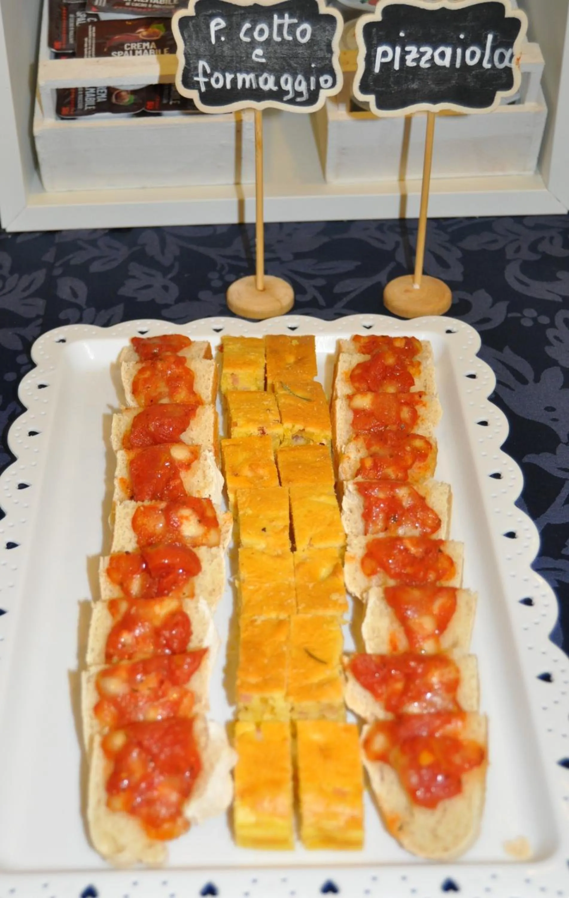 Breakfast in Hotel Susy - Ambienti rinnovati - direttamente su viale Dante e a due passi dal mare