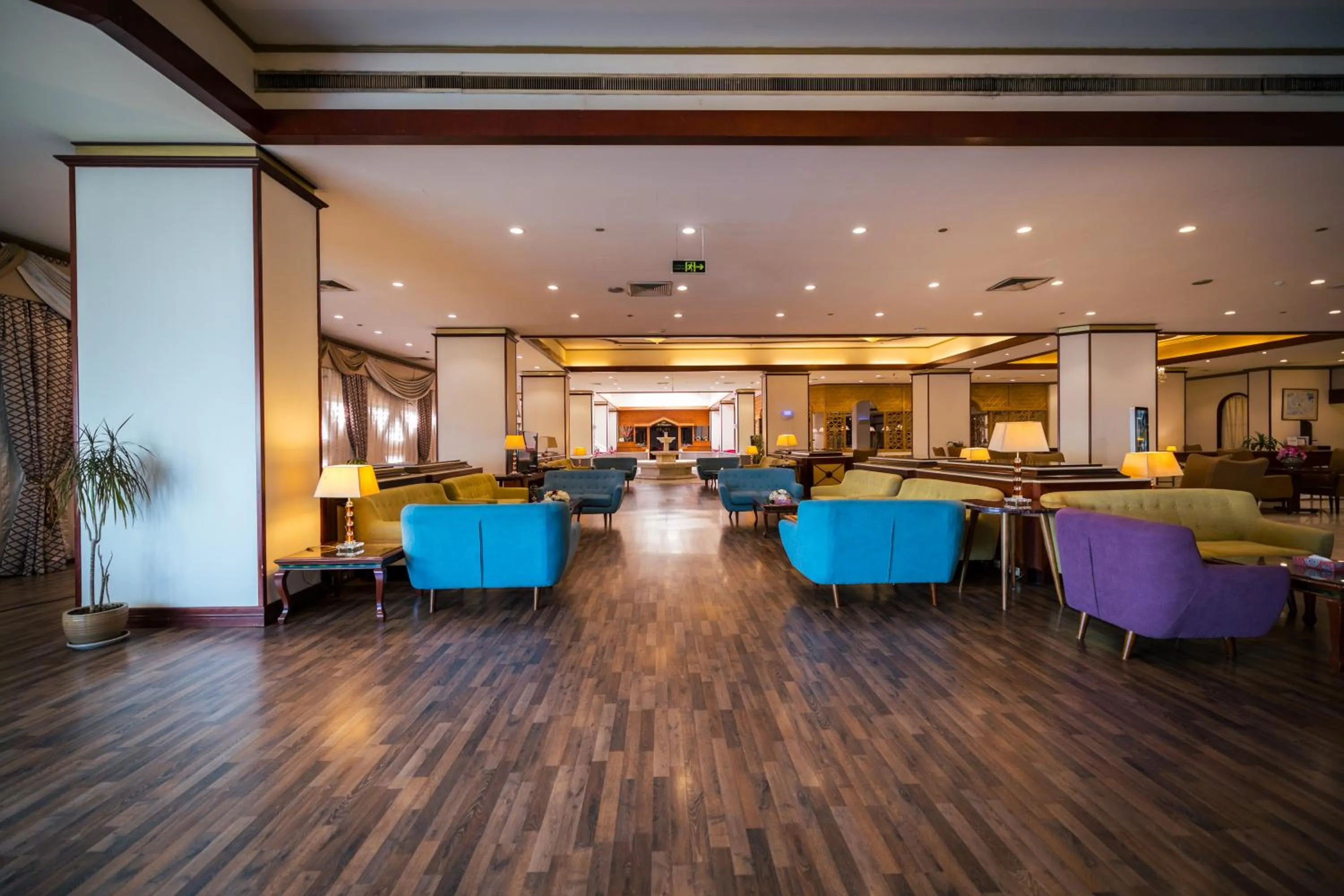 Living room in Jeddah Grand Hotel