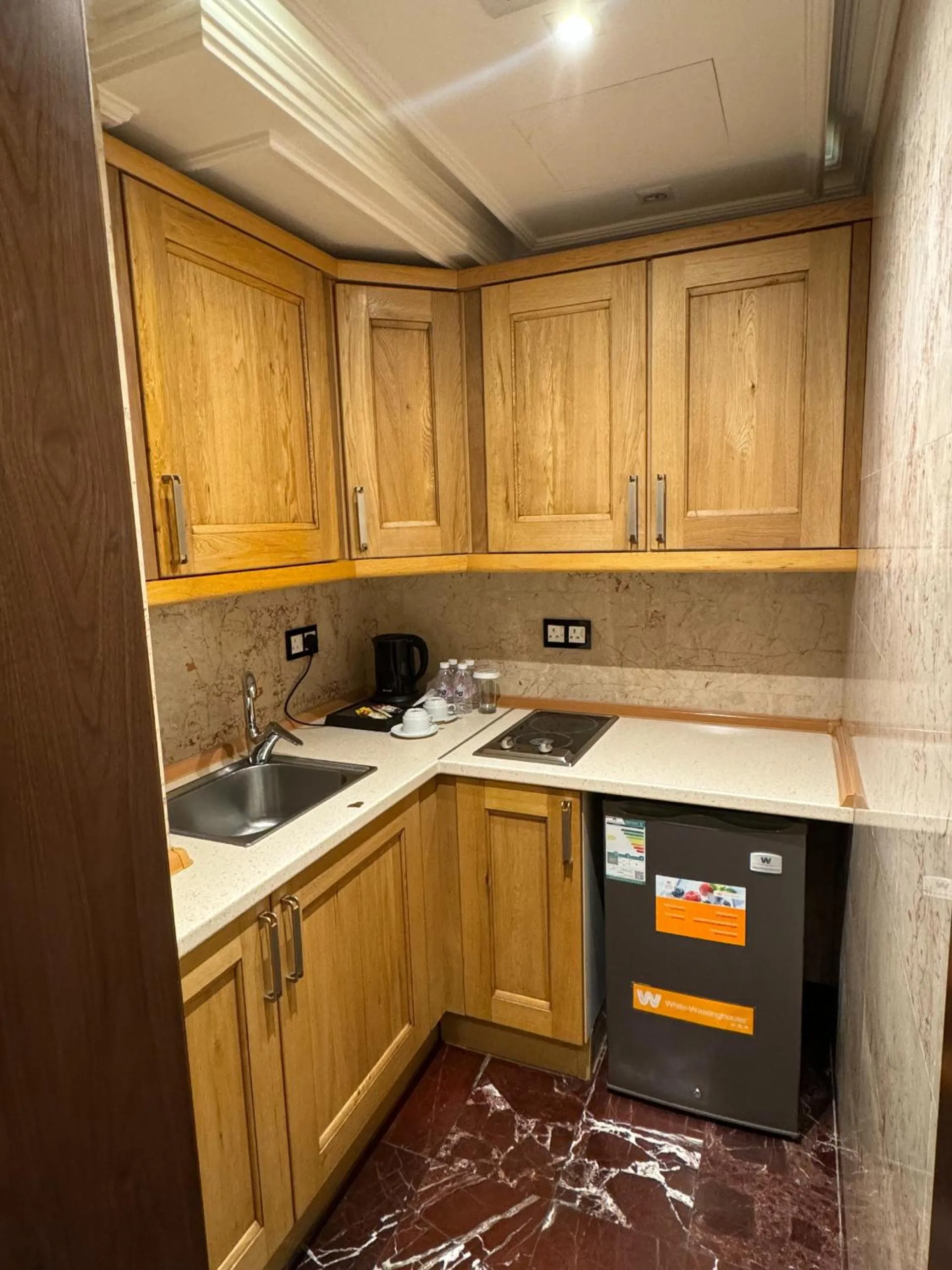 Kitchen or kitchenette in Jeddah Grand Hotel