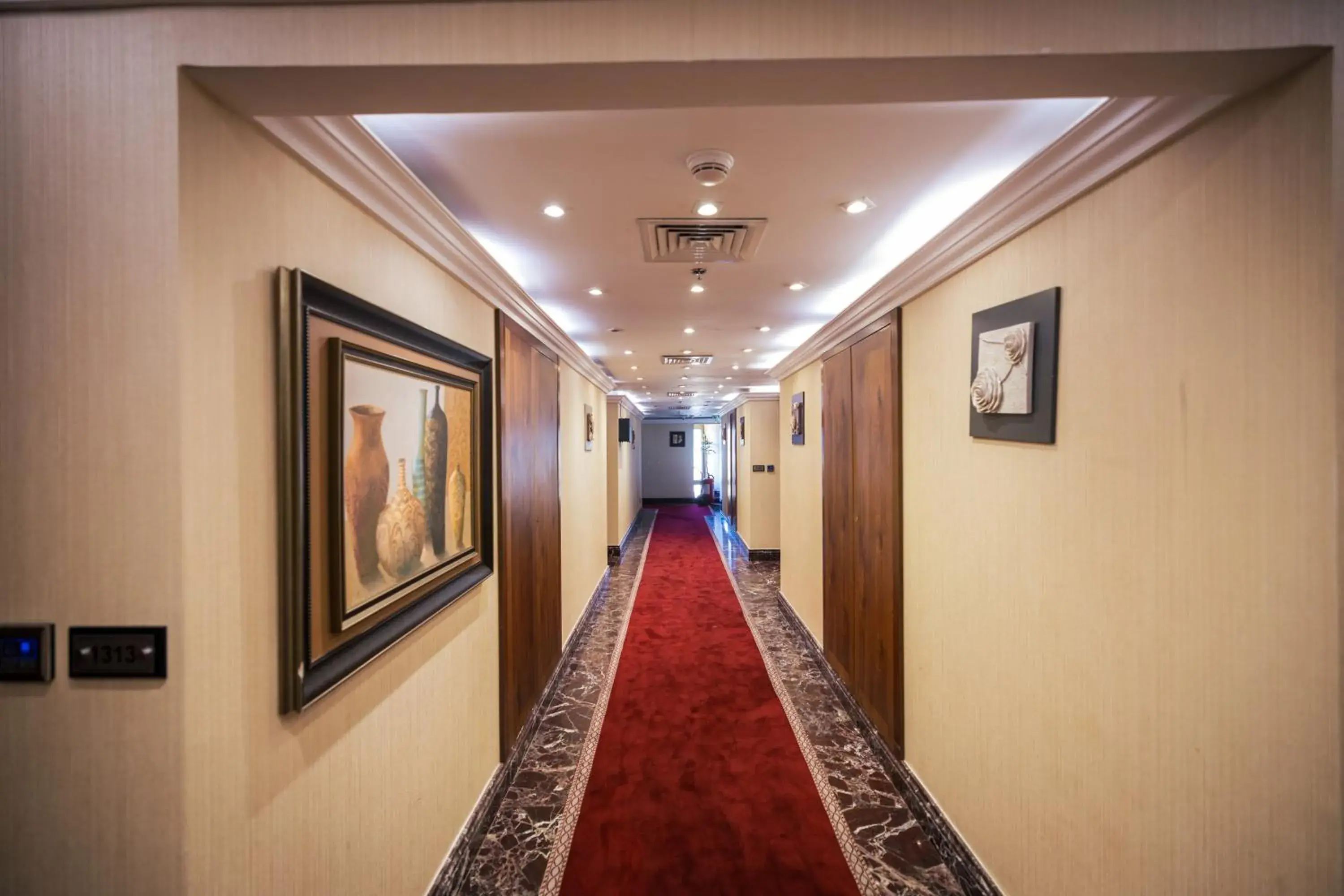 Restaurant/places to eat in Jeddah Grand Hotel Restaurant/places to eat in Jeddah Grand Hotel