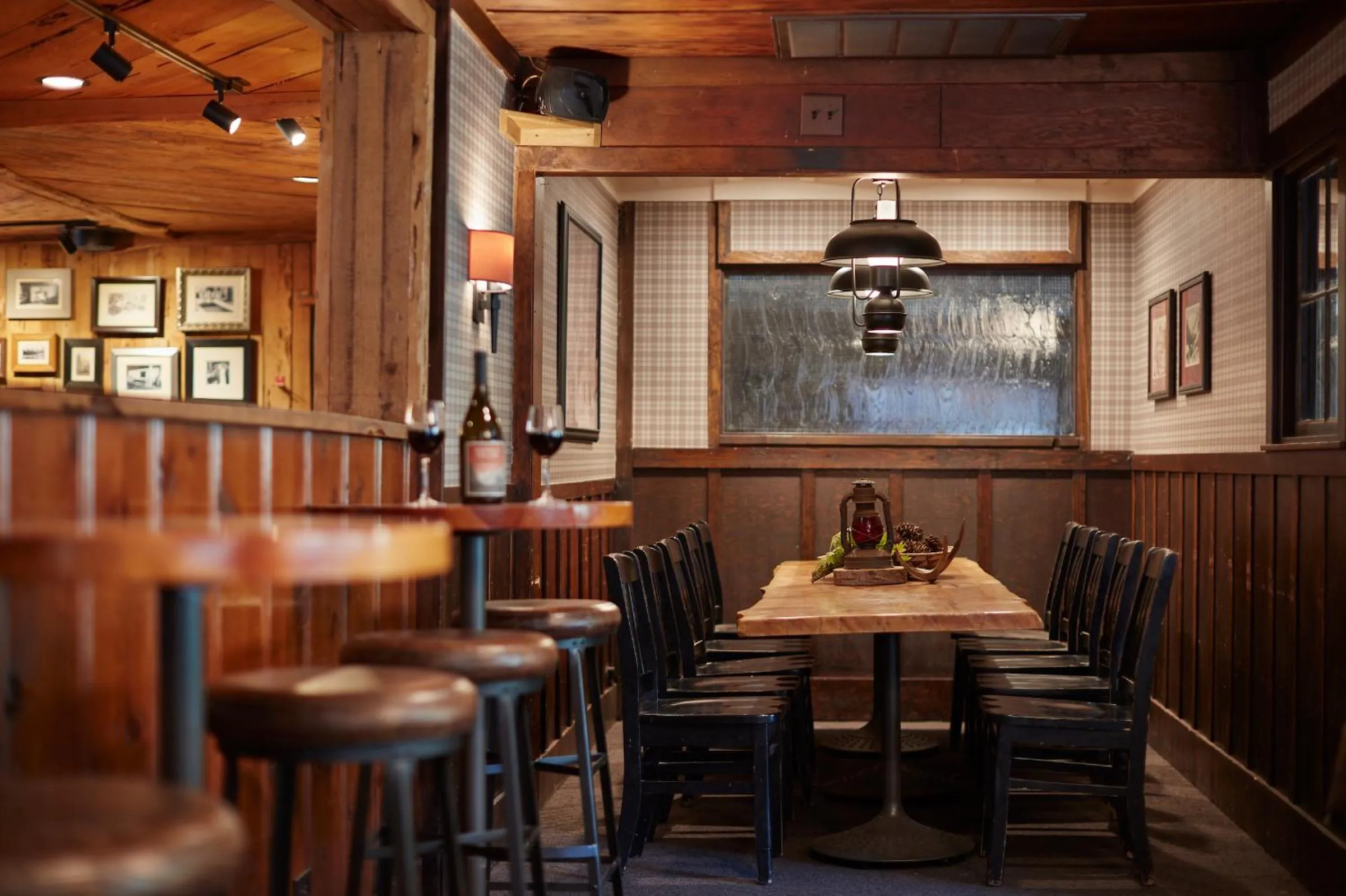 Restaurant/places to eat in Evergreen Lodge at Yosemite