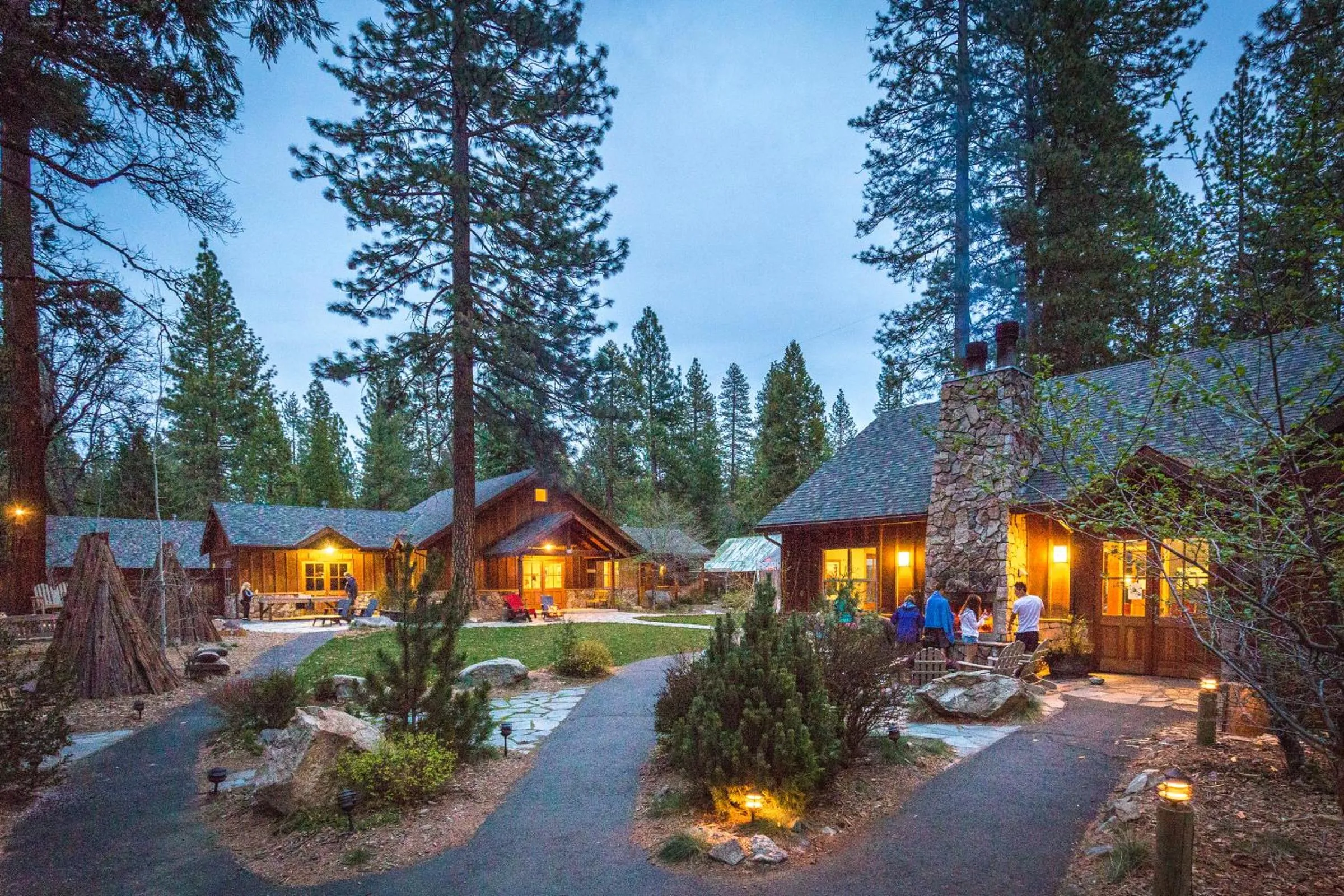 Area and facilities in Evergreen Lodge at Yosemite