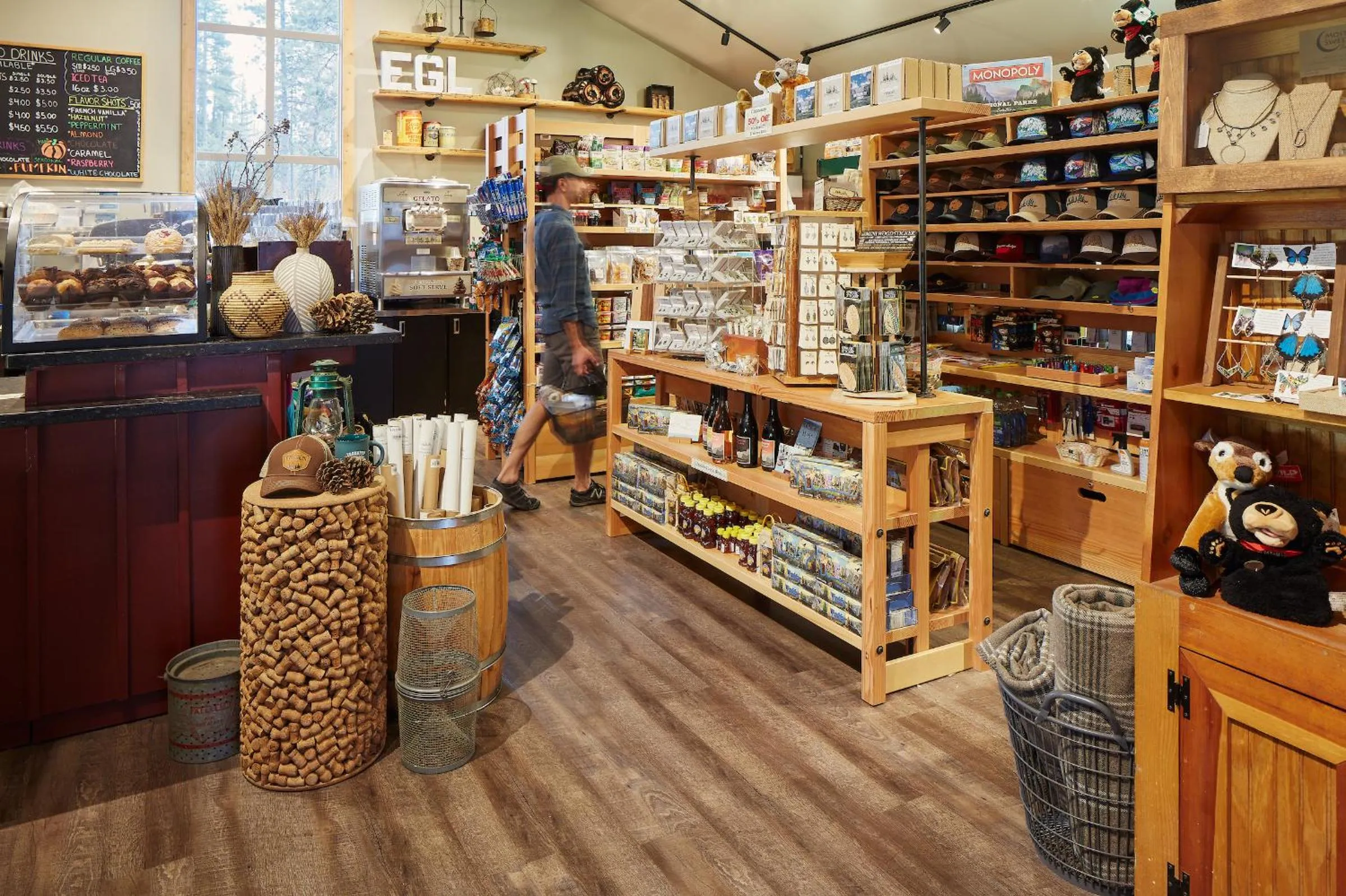 On-site shops in Evergreen Lodge at Yosemite