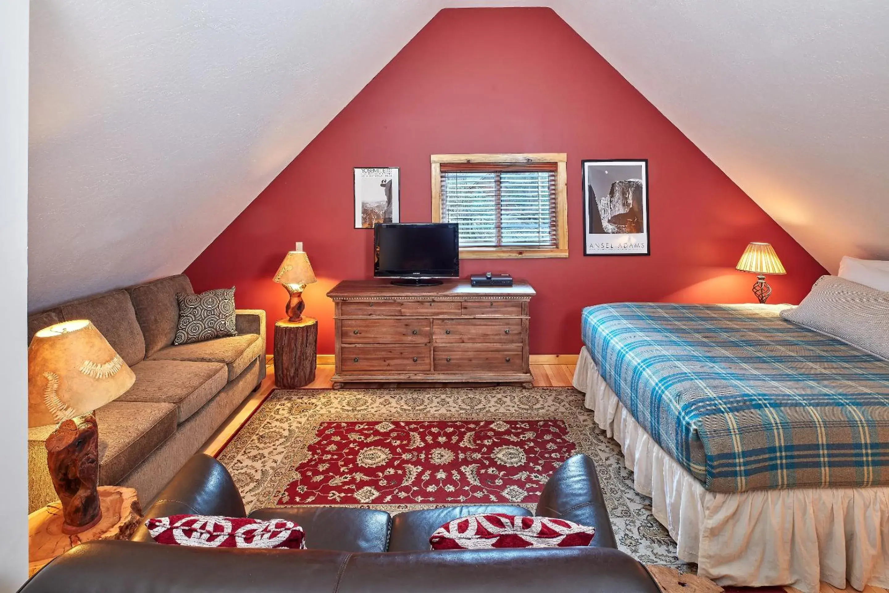 Bed in Evergreen Lodge at Yosemite Bed in Evergreen Lodge at Yosemite