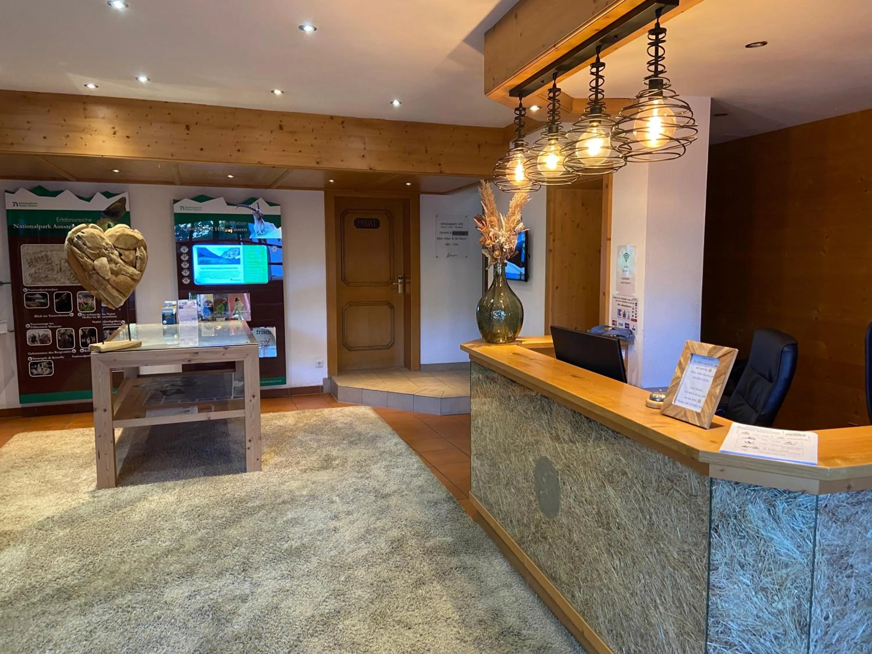 Lobby or reception in Hotel in the HEART of the Alps