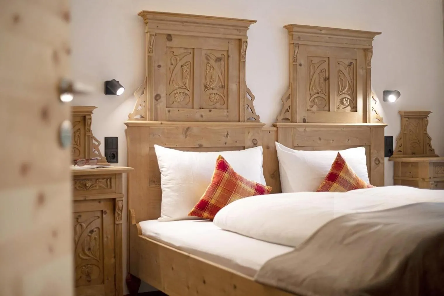Living room, Bed in Archehof Hochzirm Lodge Anton