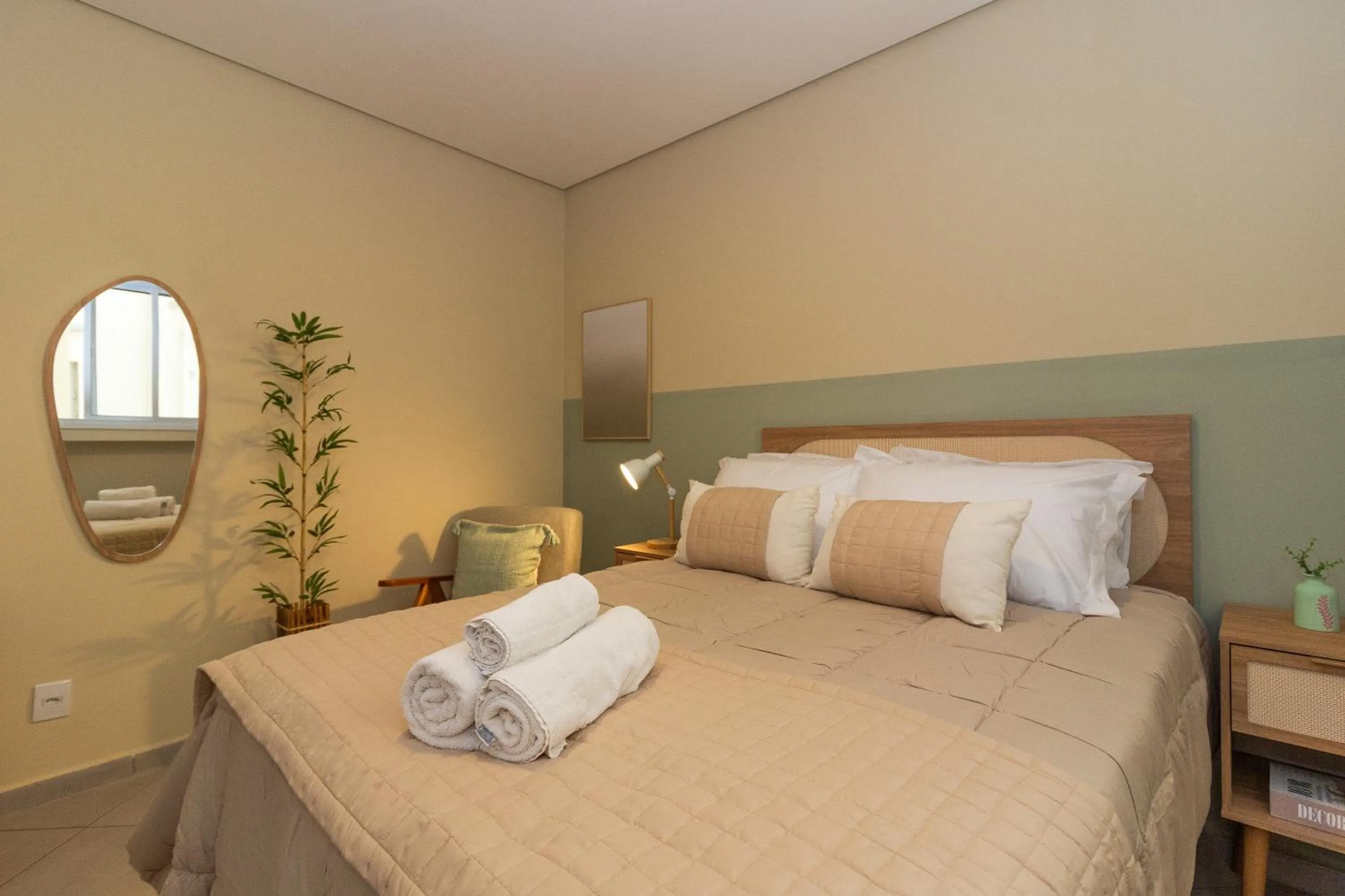 Bed in 360 Av Ipiranga