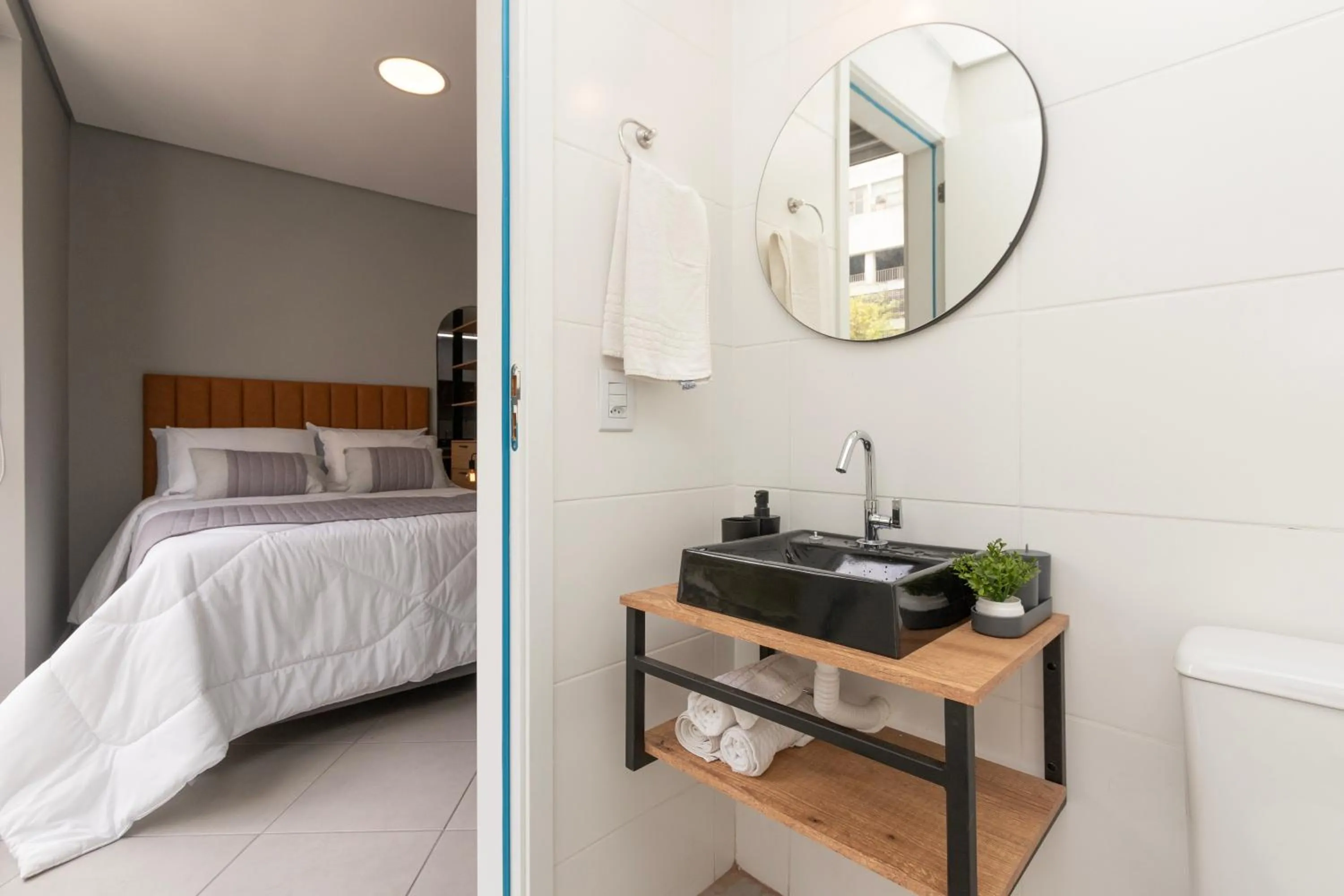 Bathroom, Bed in 360 Av Ipiranga