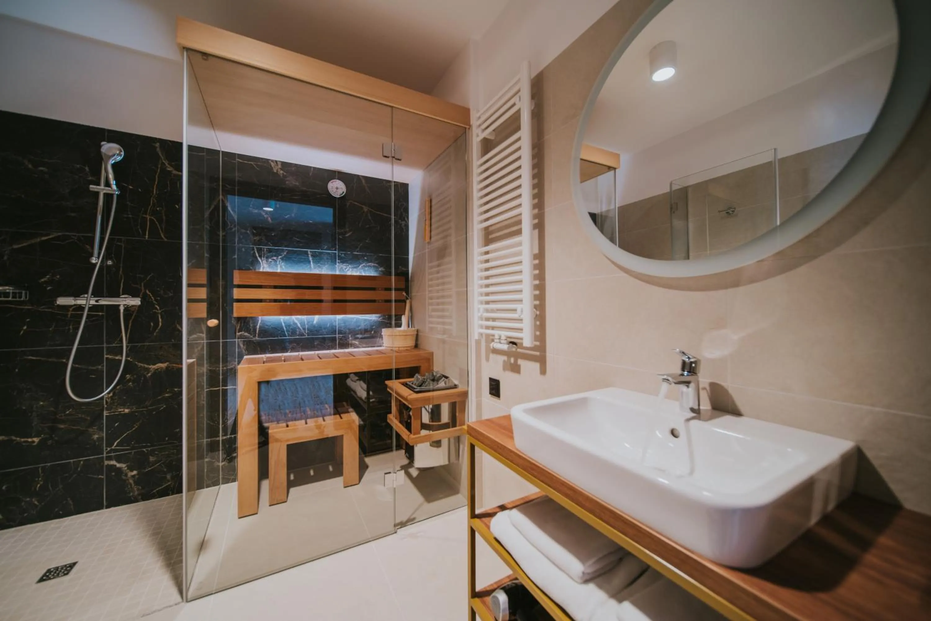 Bathroom in Five Seasons Szklarska Poręba