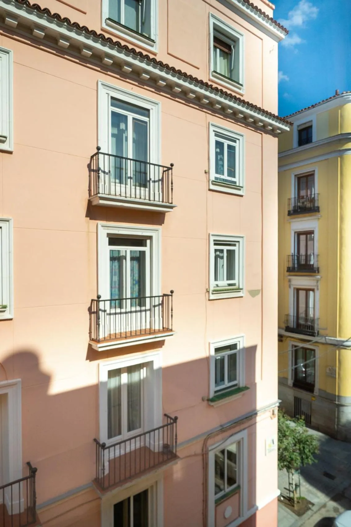 Street view in Ocean Drive Madrid