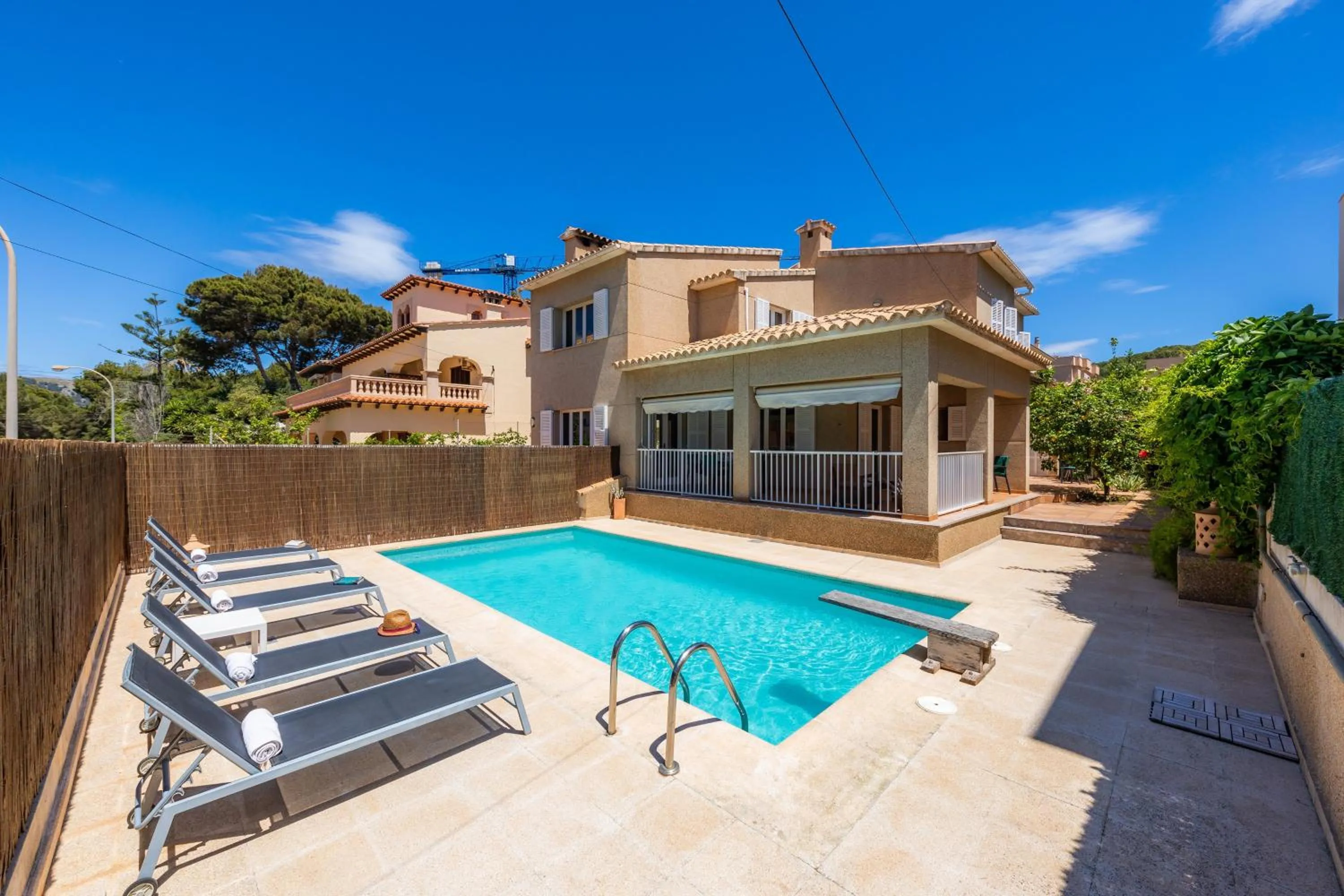 Property building in Villa Paca