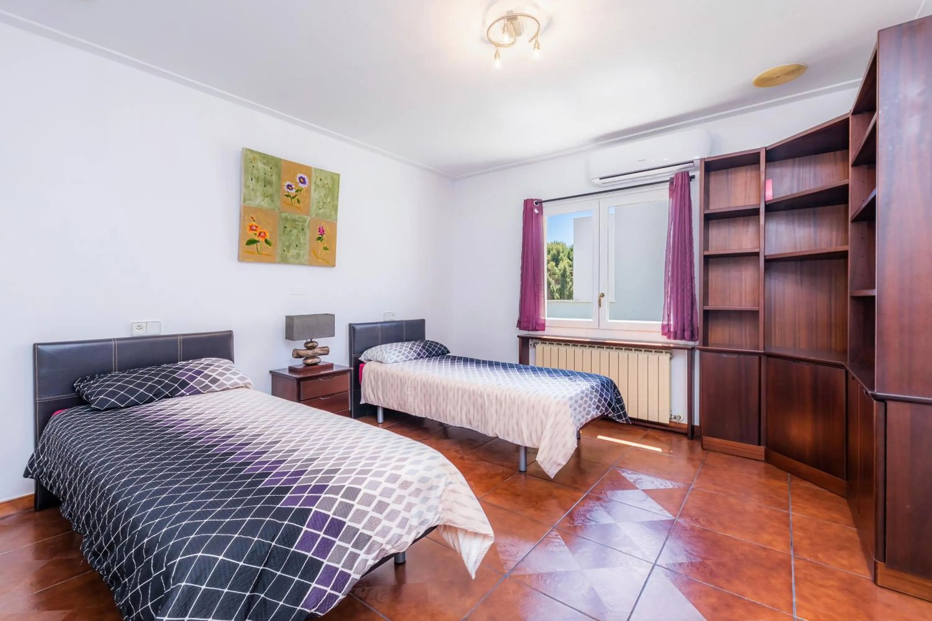 Living room, Bed in Villa Paca
