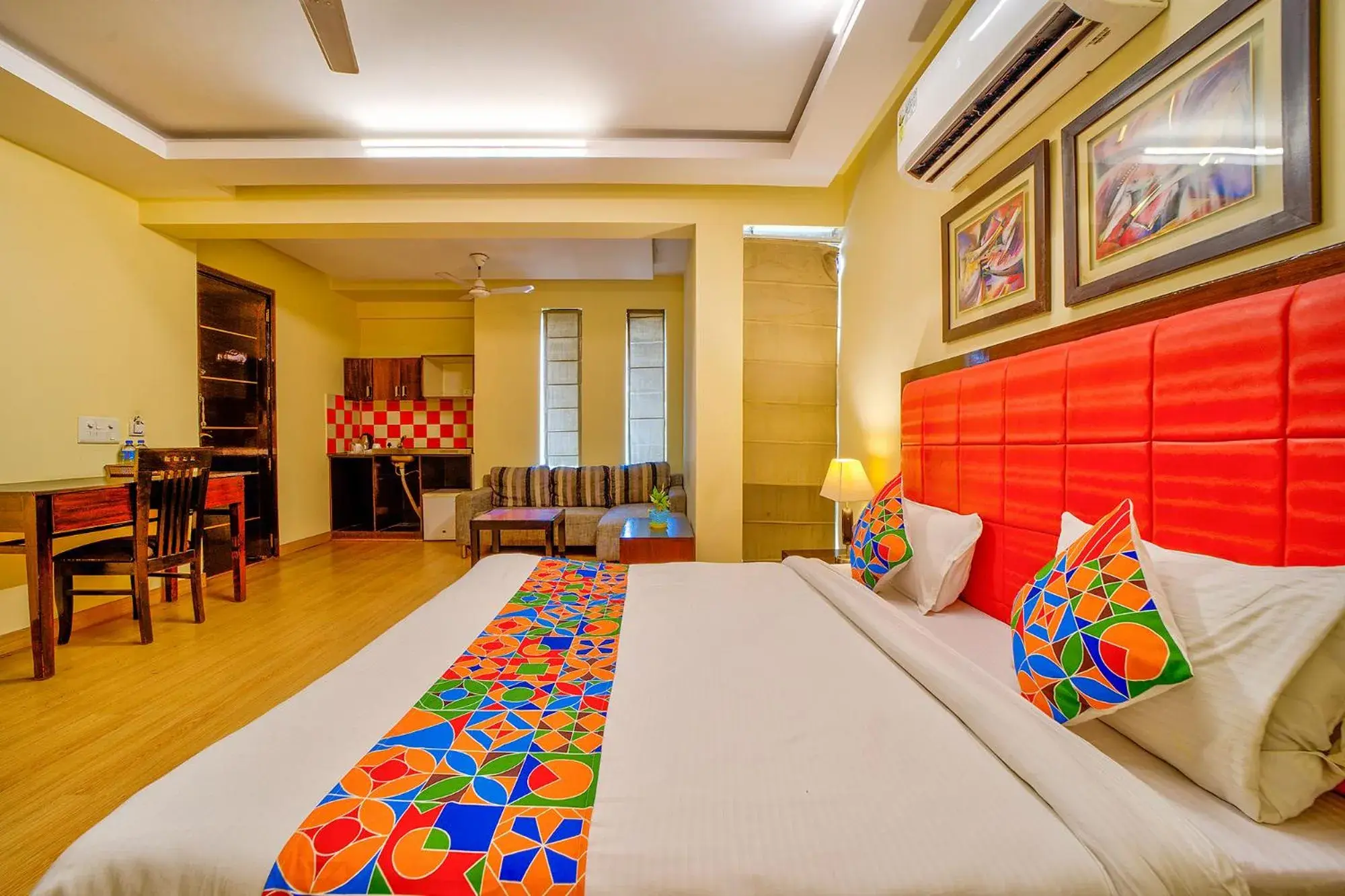 Living room, Bed in FabHotel Rivlet Living room, Bed in FabHotel Rivlet