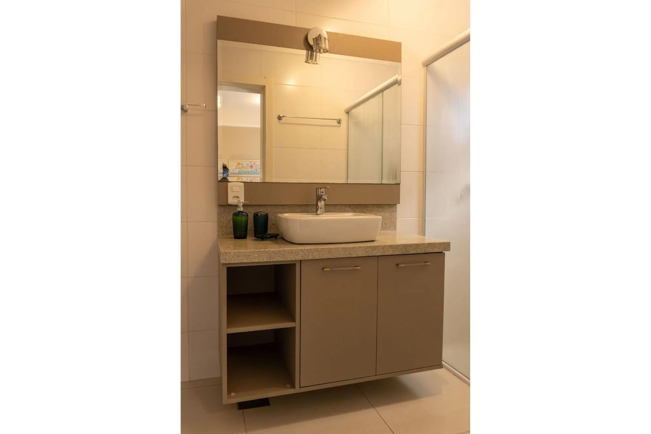 Toilet in Charme e Conforto em Canela (Centro/3 dorm)